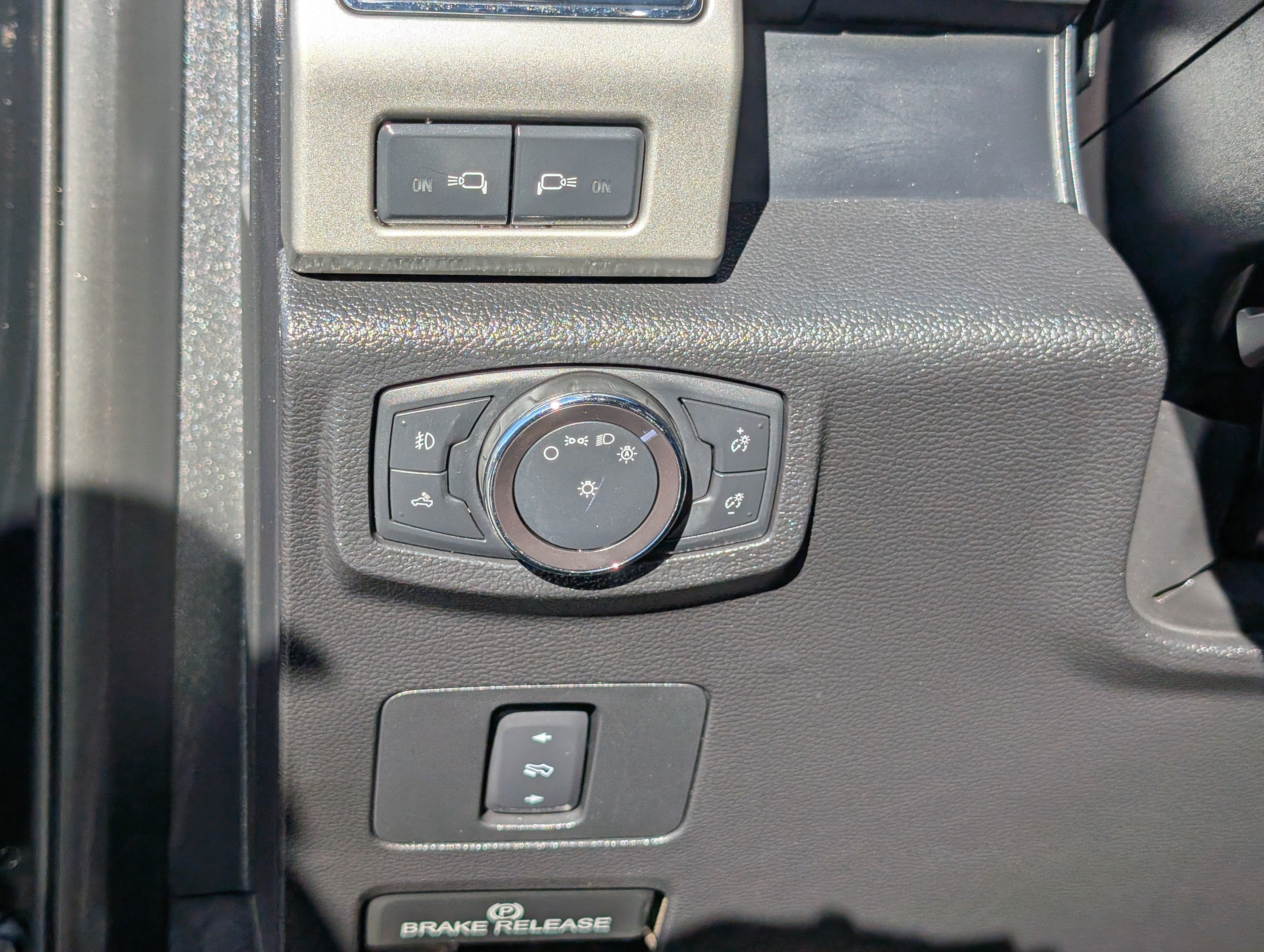 2018 Ford Super Duty F-350 DRW LARIAT