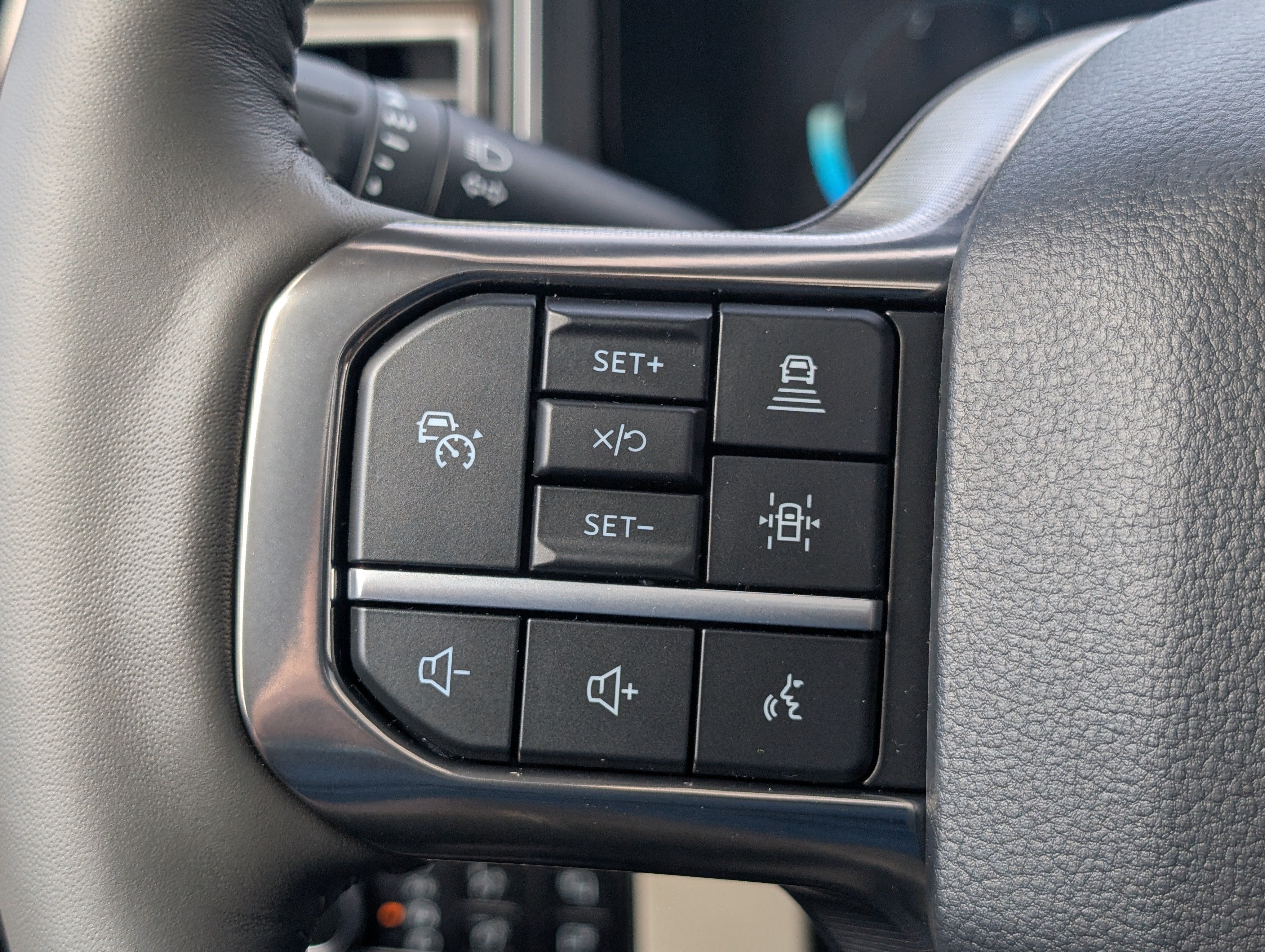 2027 Ford Super Duty F-450 DRW Platinum