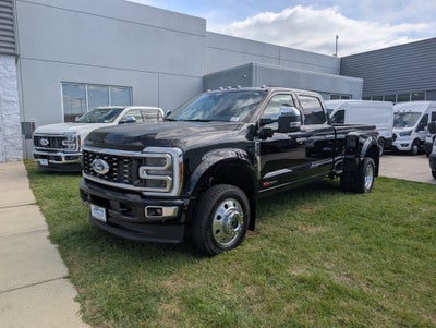 2027 Ford Super Duty F-450 DRW Platinum