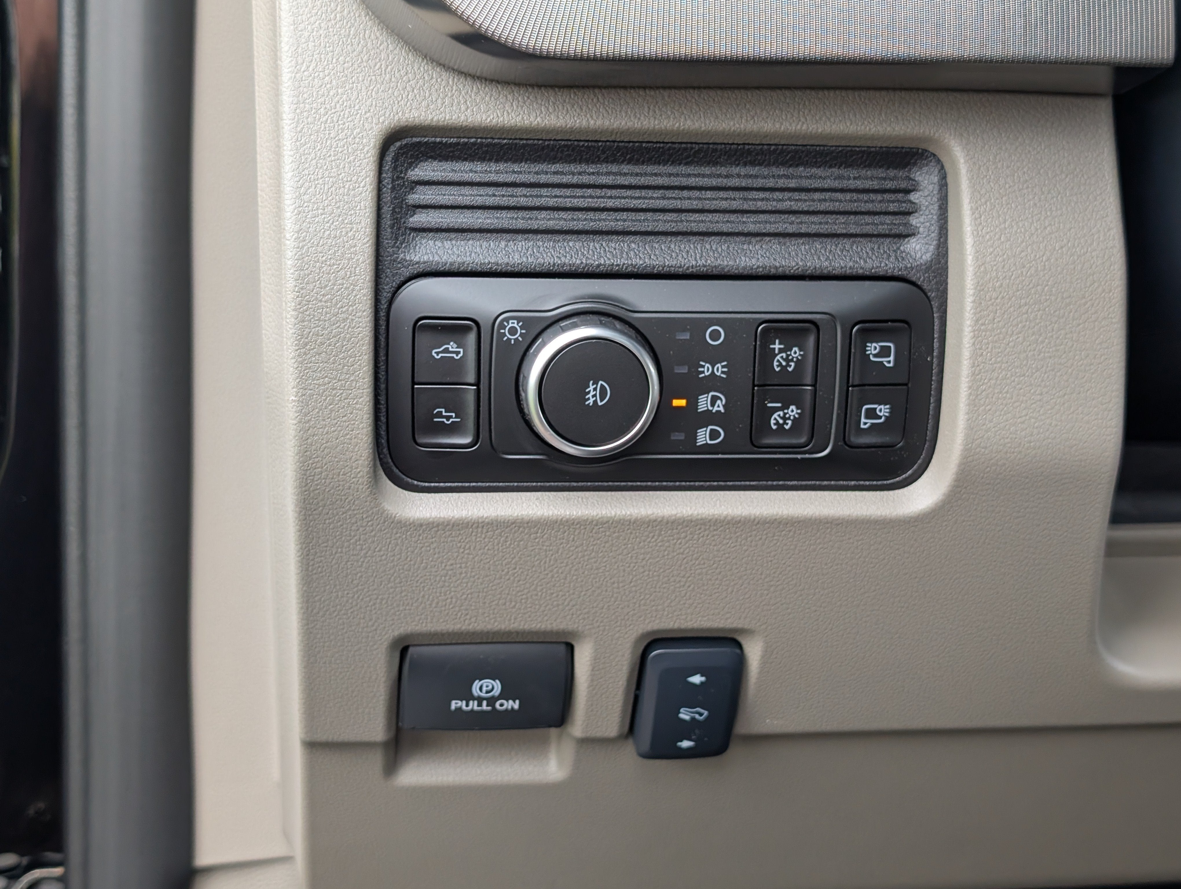 2026 Ford Super Duty F-450 DRW Platinum