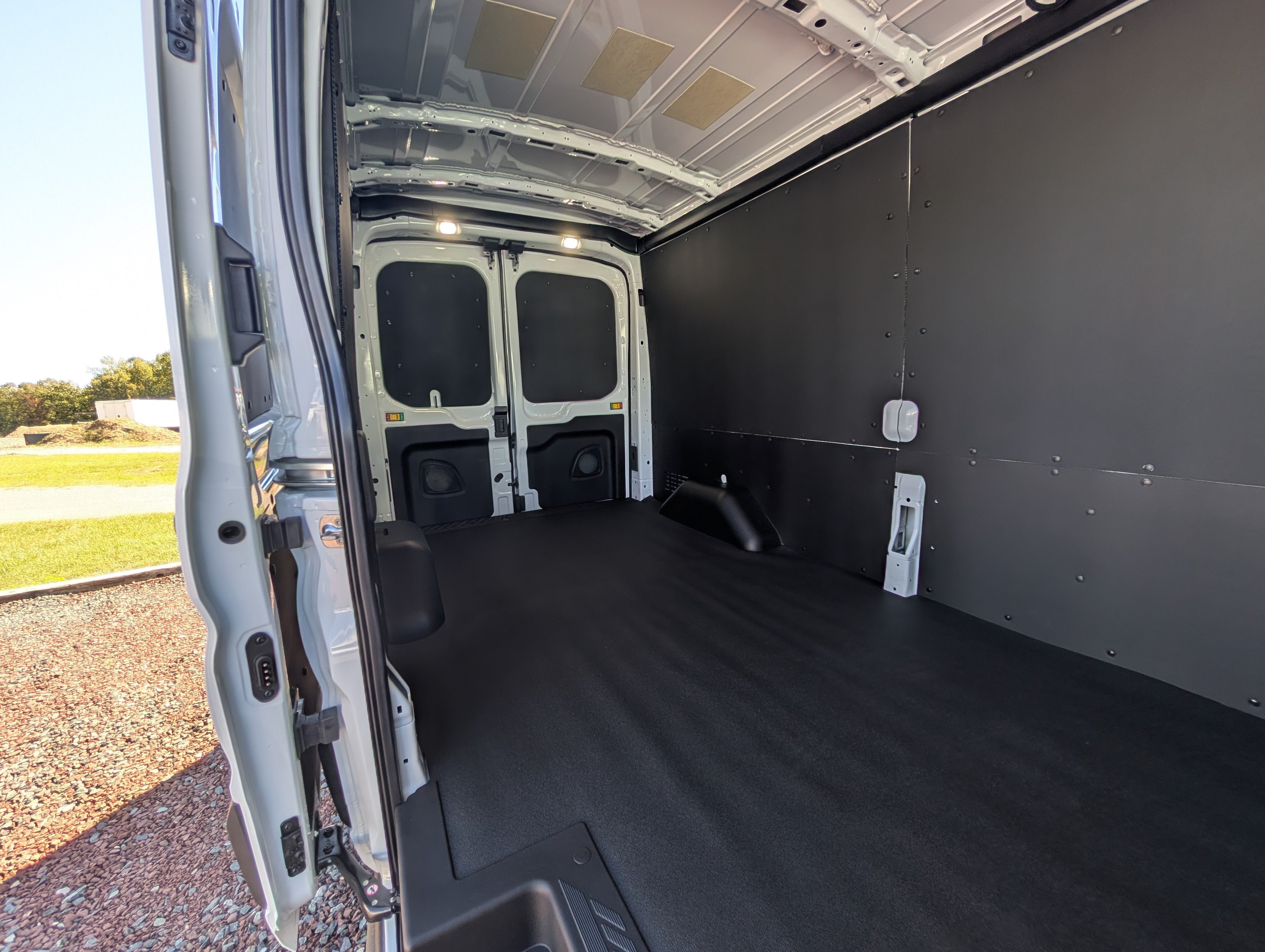 2026 Ford Transit Cargo Van Base