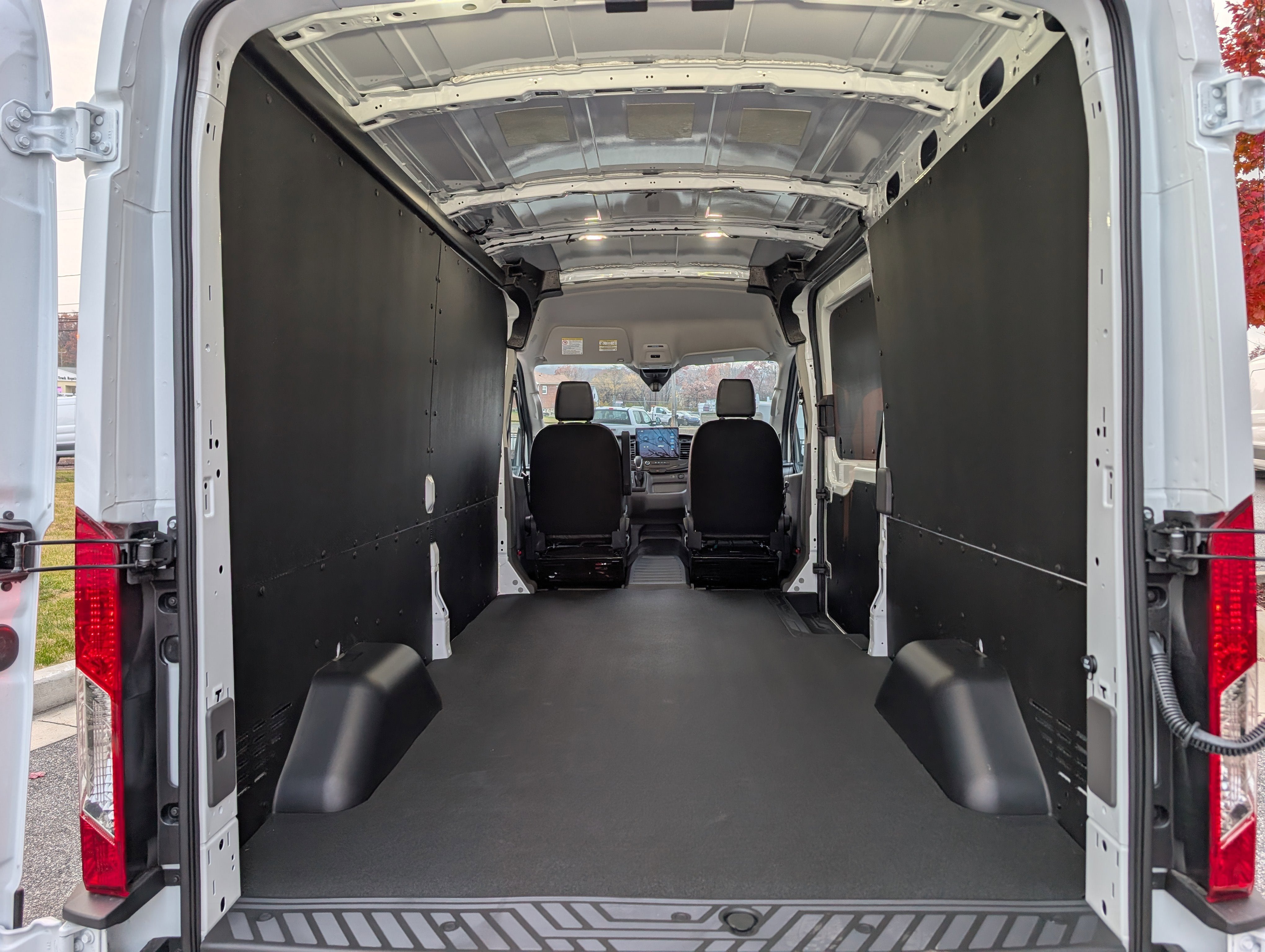 2026 Ford Transit Cargo Van Base