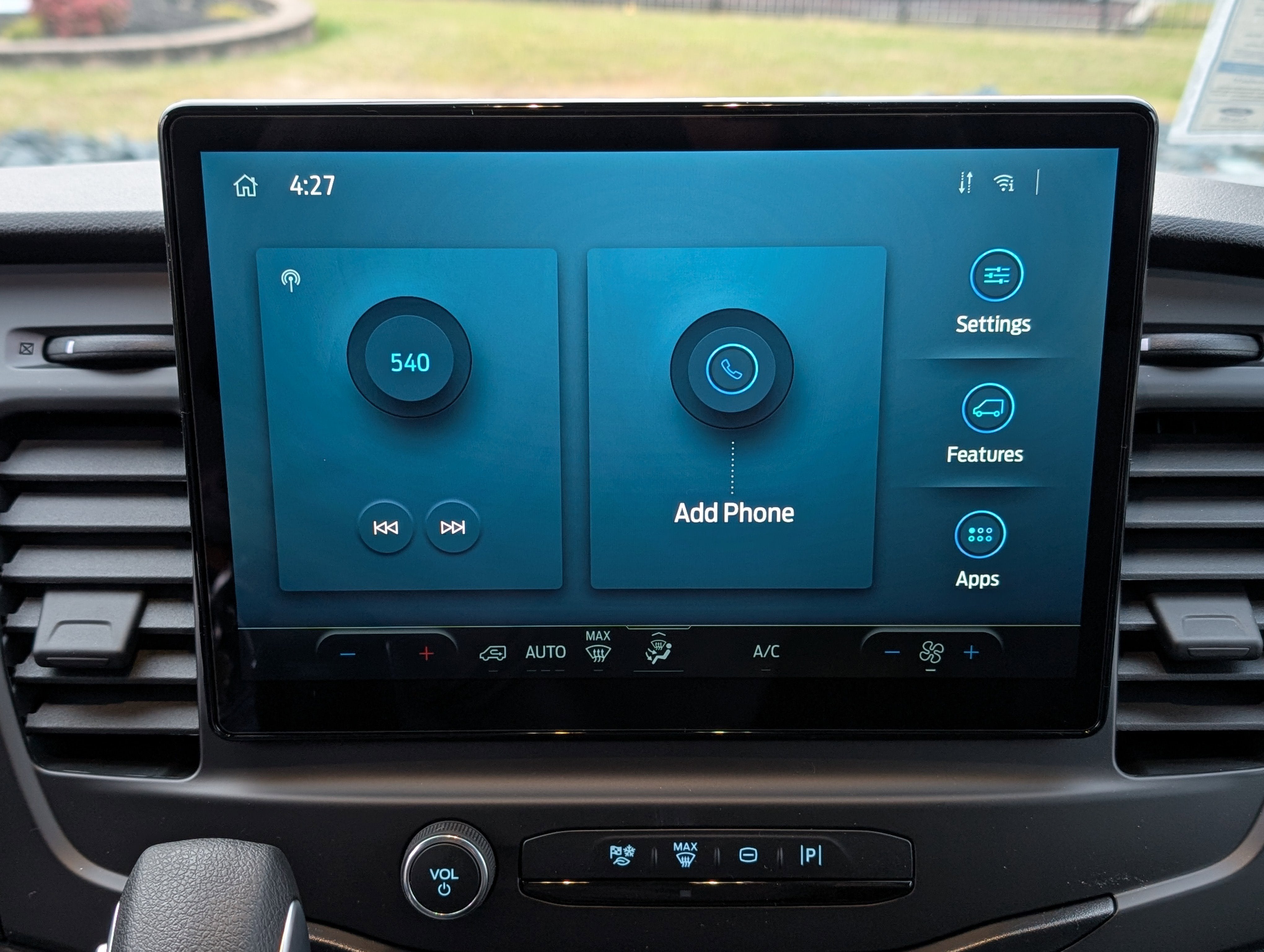 2026 Ford Transit Cargo Van Base