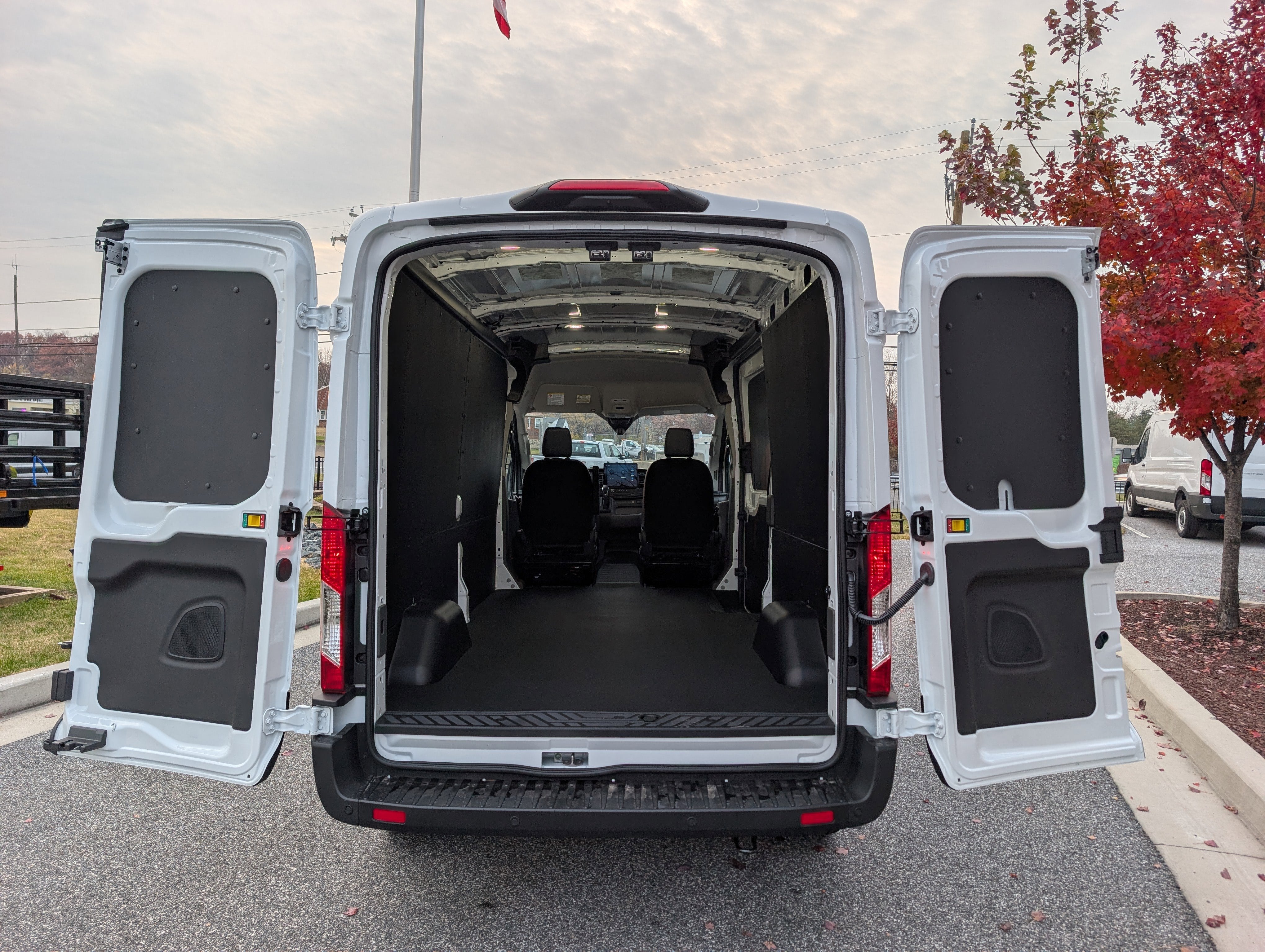 2026 Ford Transit Cargo Van Base