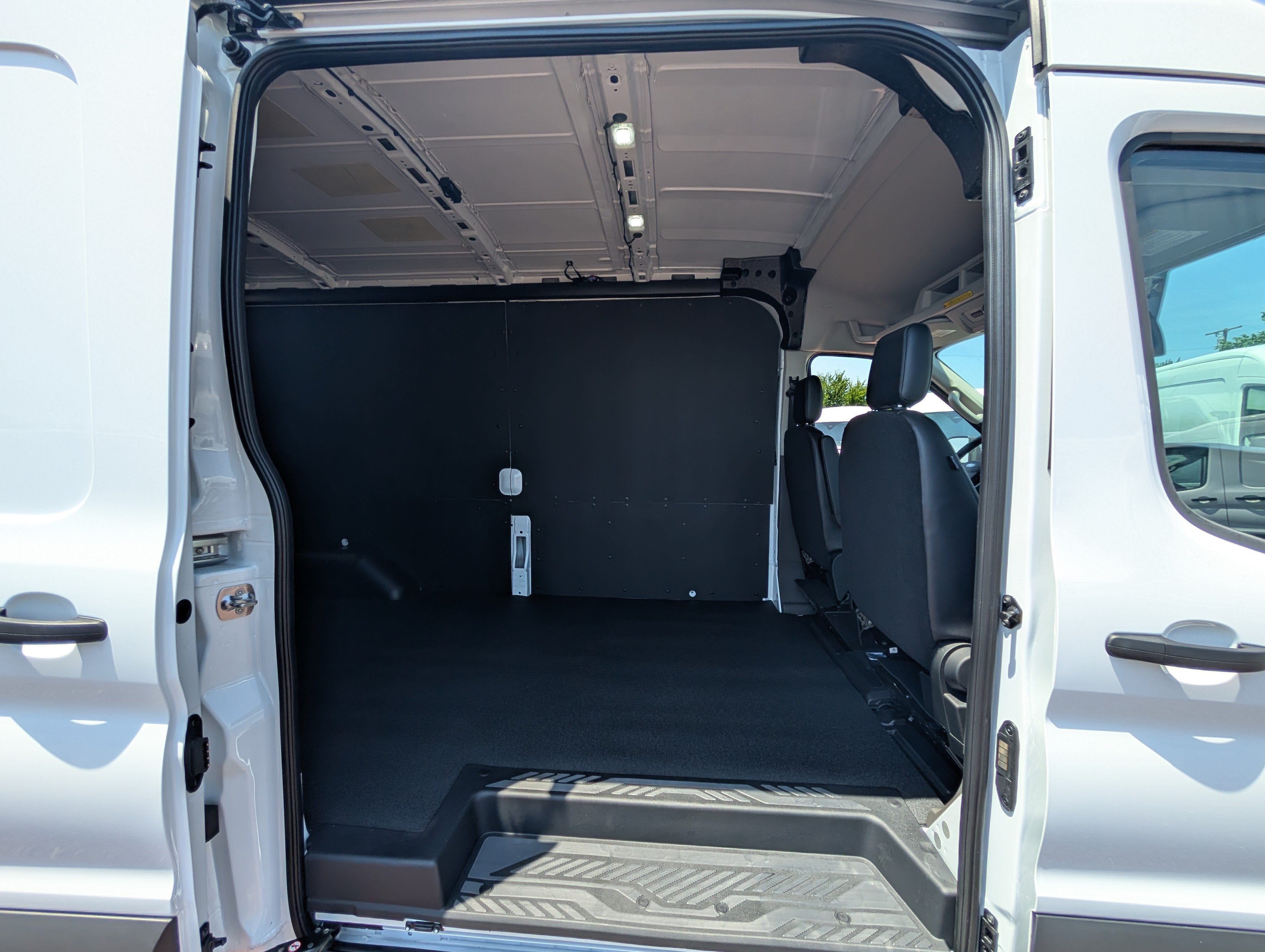 2026 Ford Transit Cargo Van Base