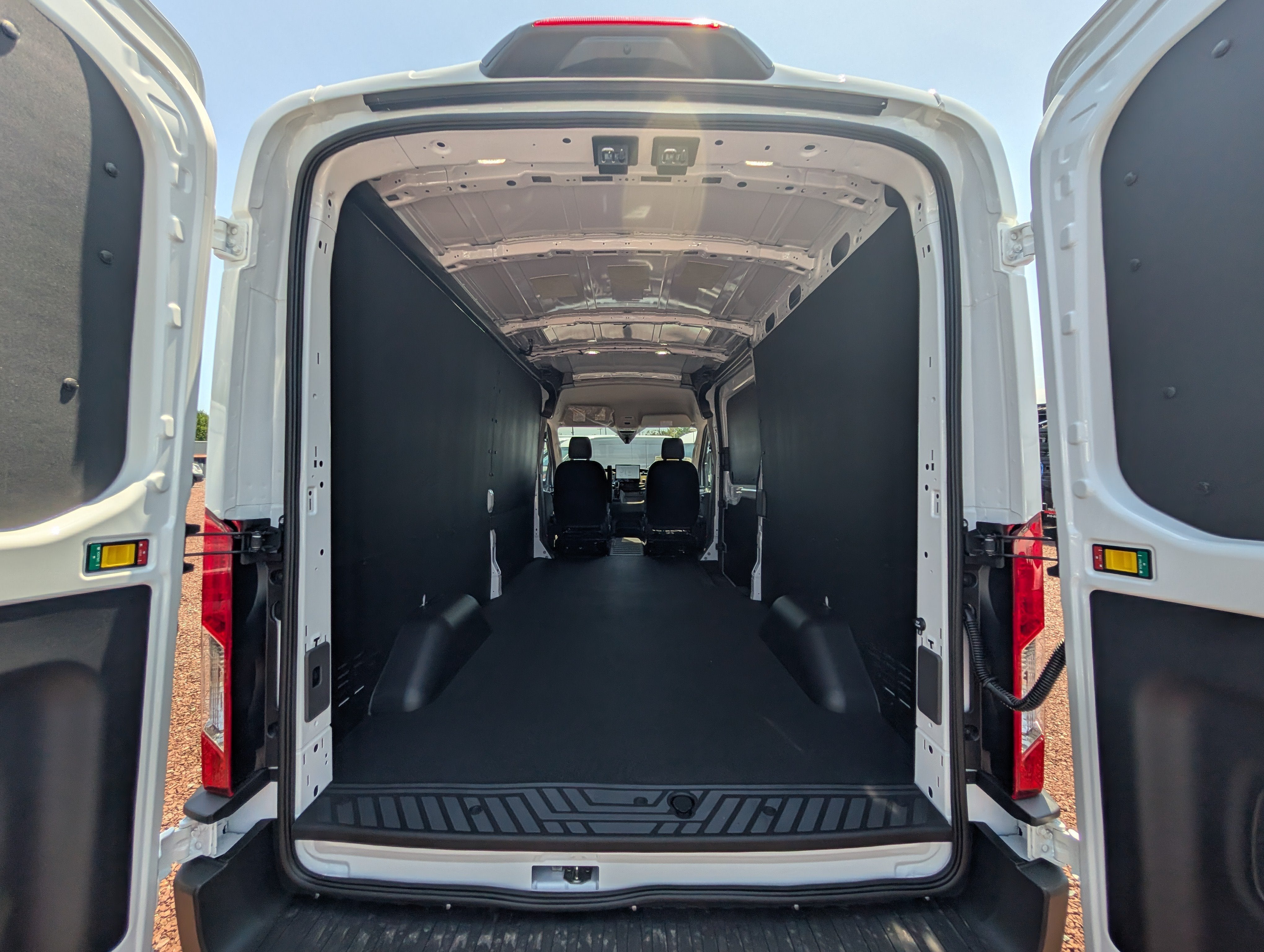 2026 Ford Transit Cargo Van Base