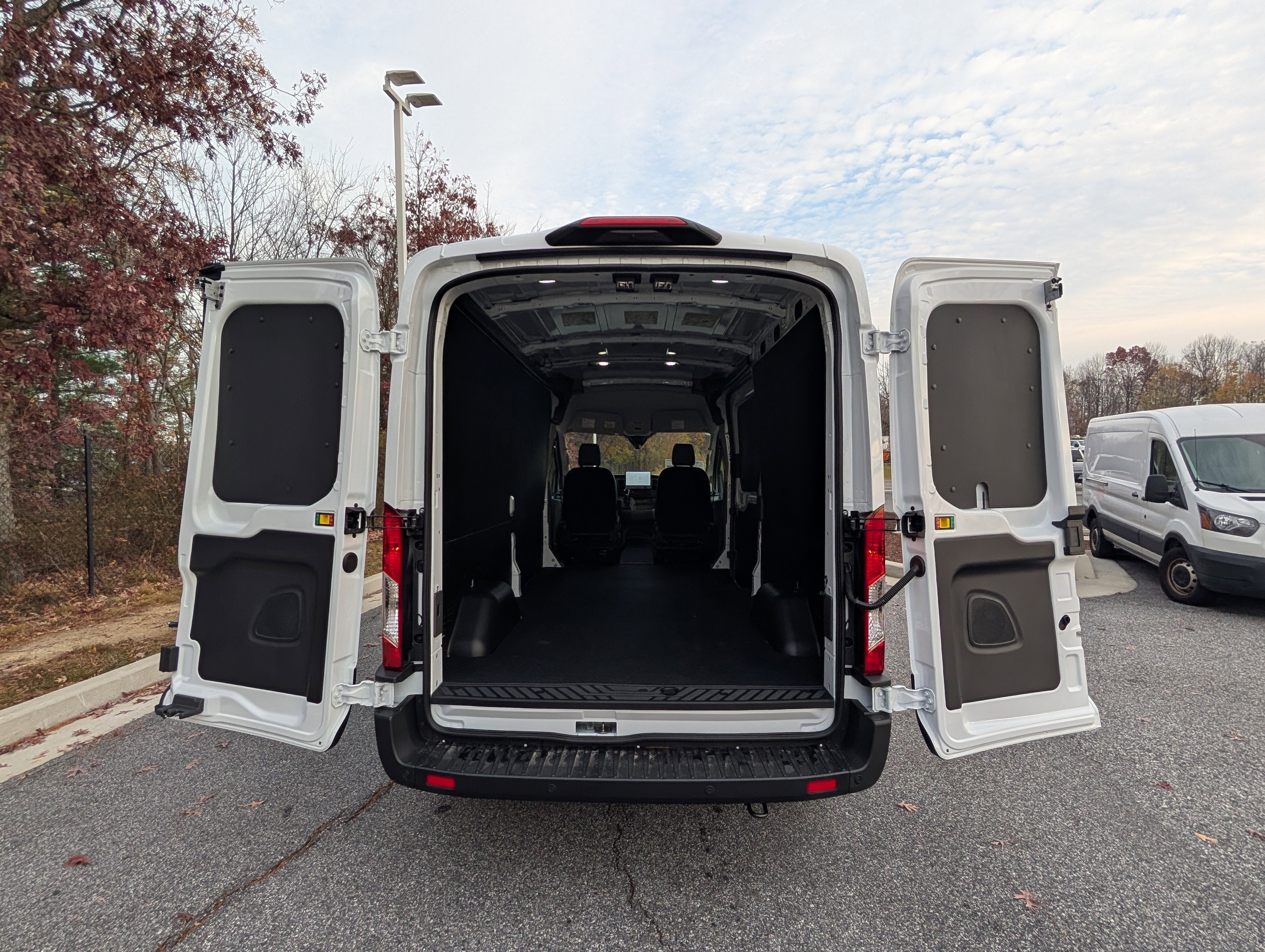 2026 Ford Transit Cargo Van Base