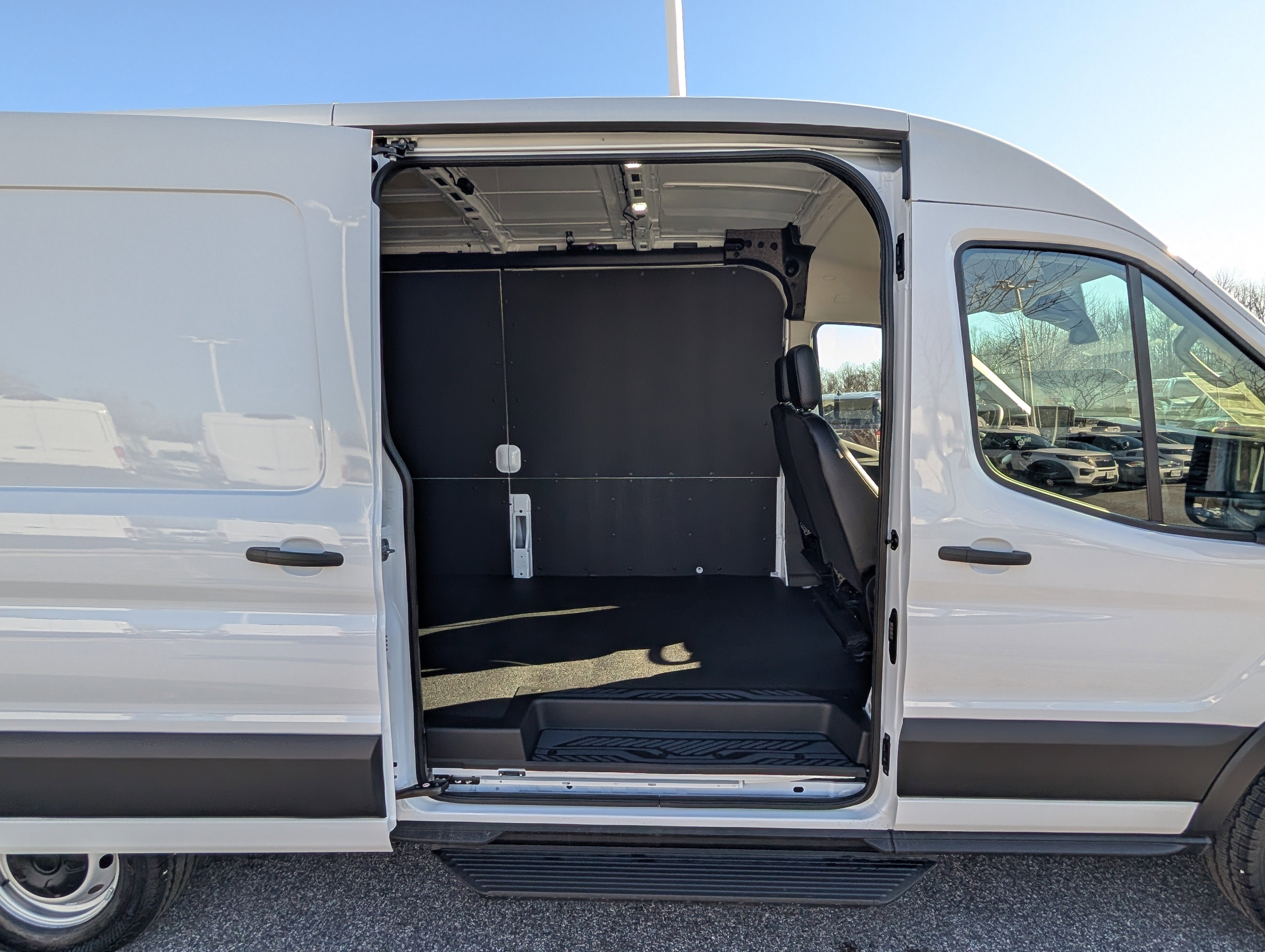 2026 Ford Transit Cargo Van Base