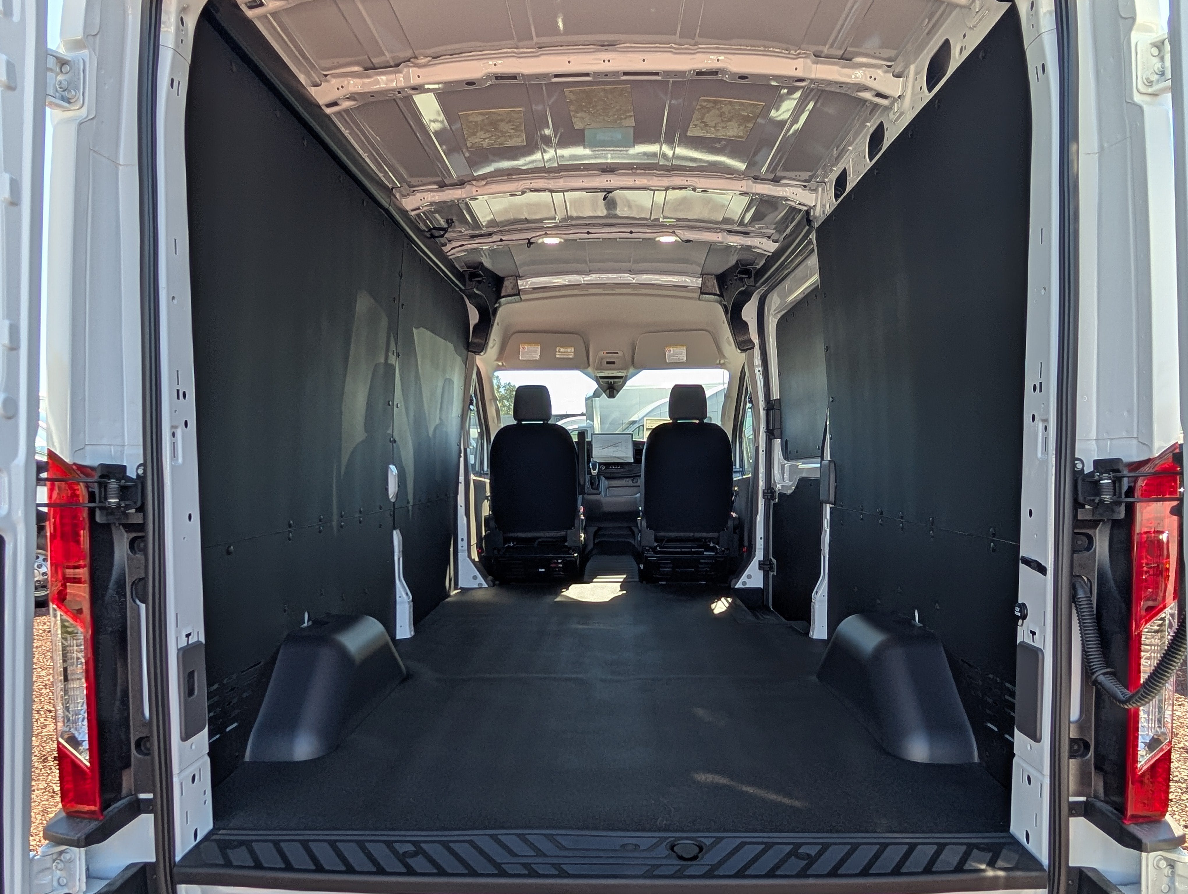 2027 Ford Transit Cargo Van Base