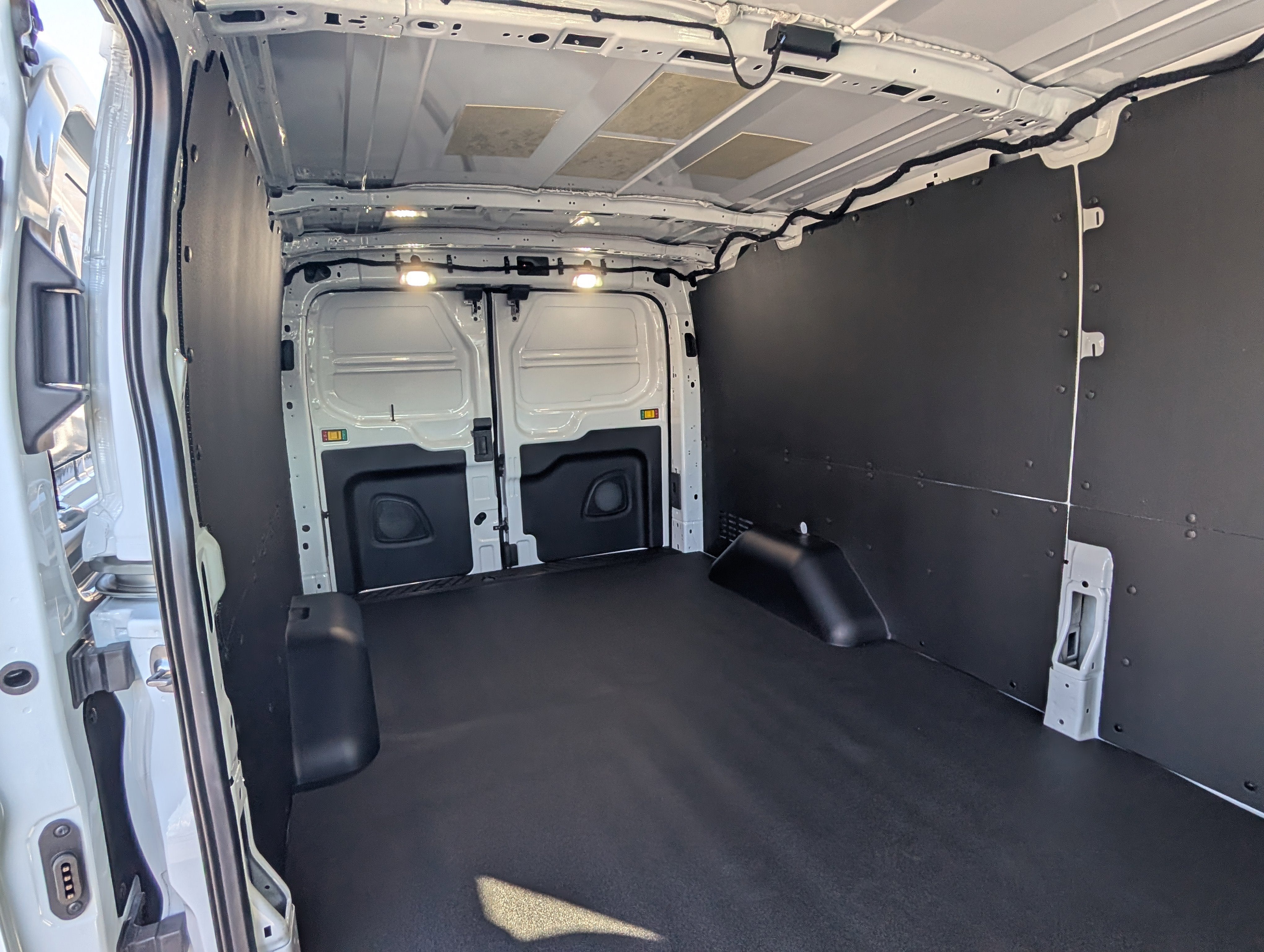 2026 Ford Transit Cargo Van Base