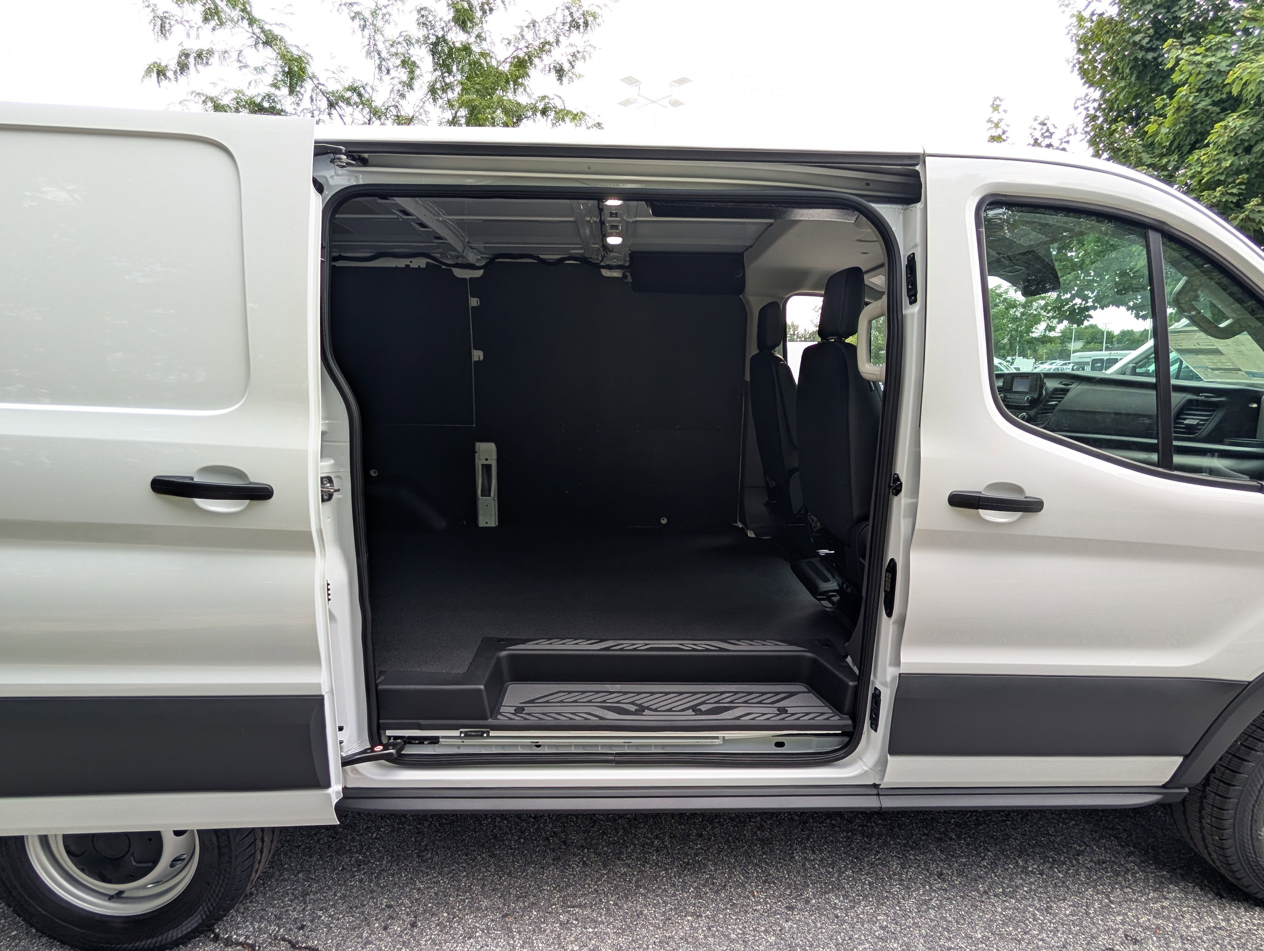 2025 Ford Transit Cargo Van Base