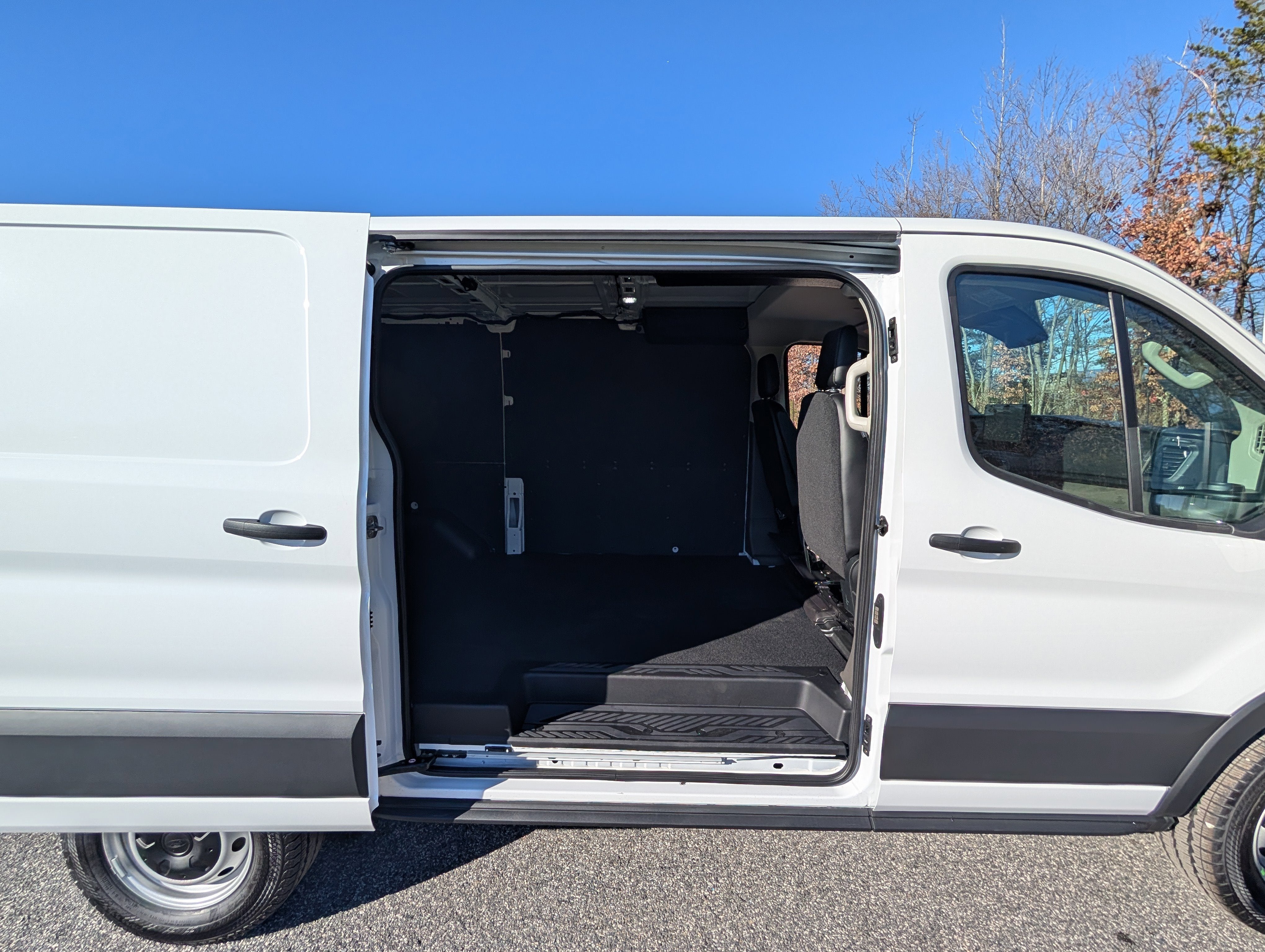 2026 Ford Transit Cargo Van Base
