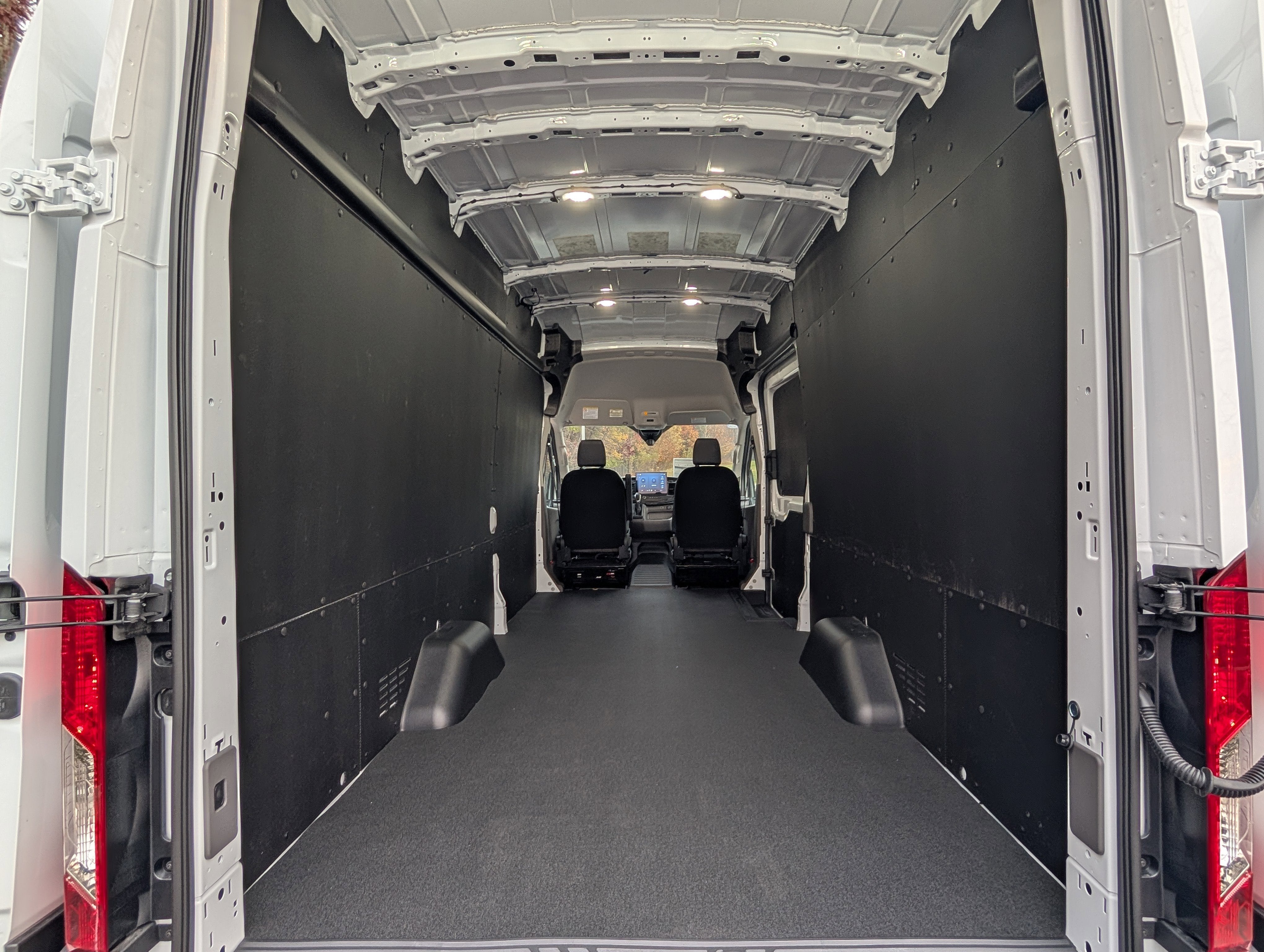 2026 Ford Transit Cargo Van Base