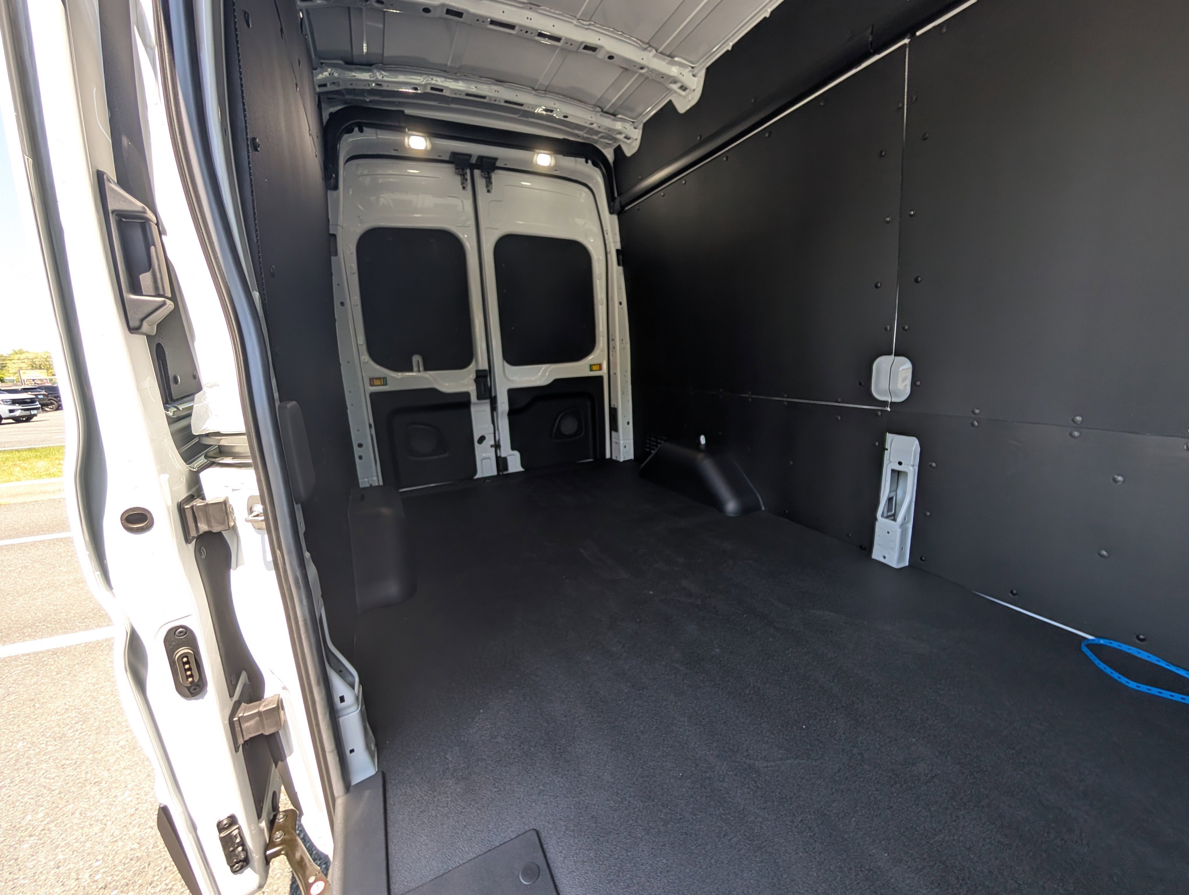 2026 Ford Transit Cargo Van Base