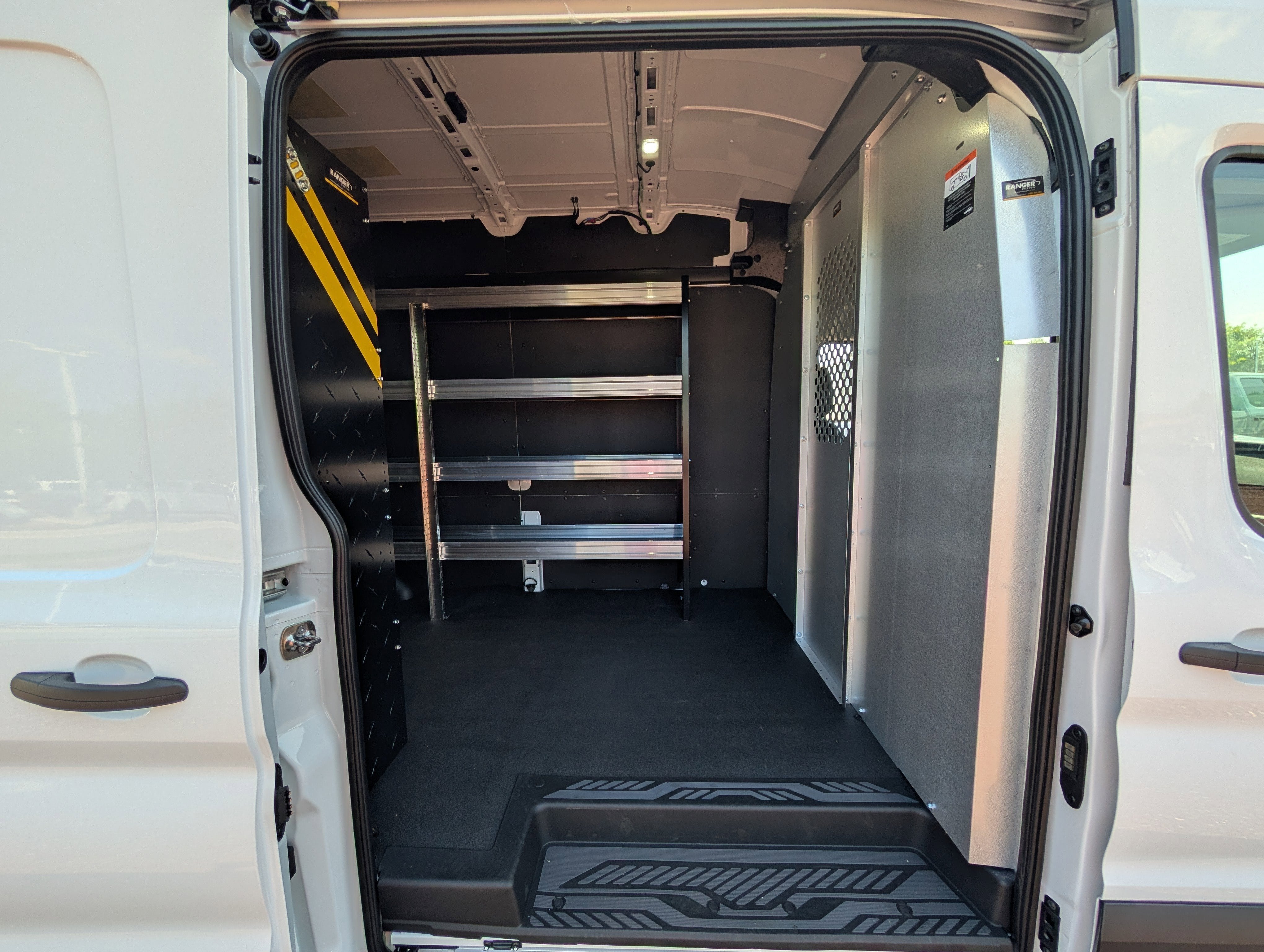 2026 Ford Transit Cargo Van Base