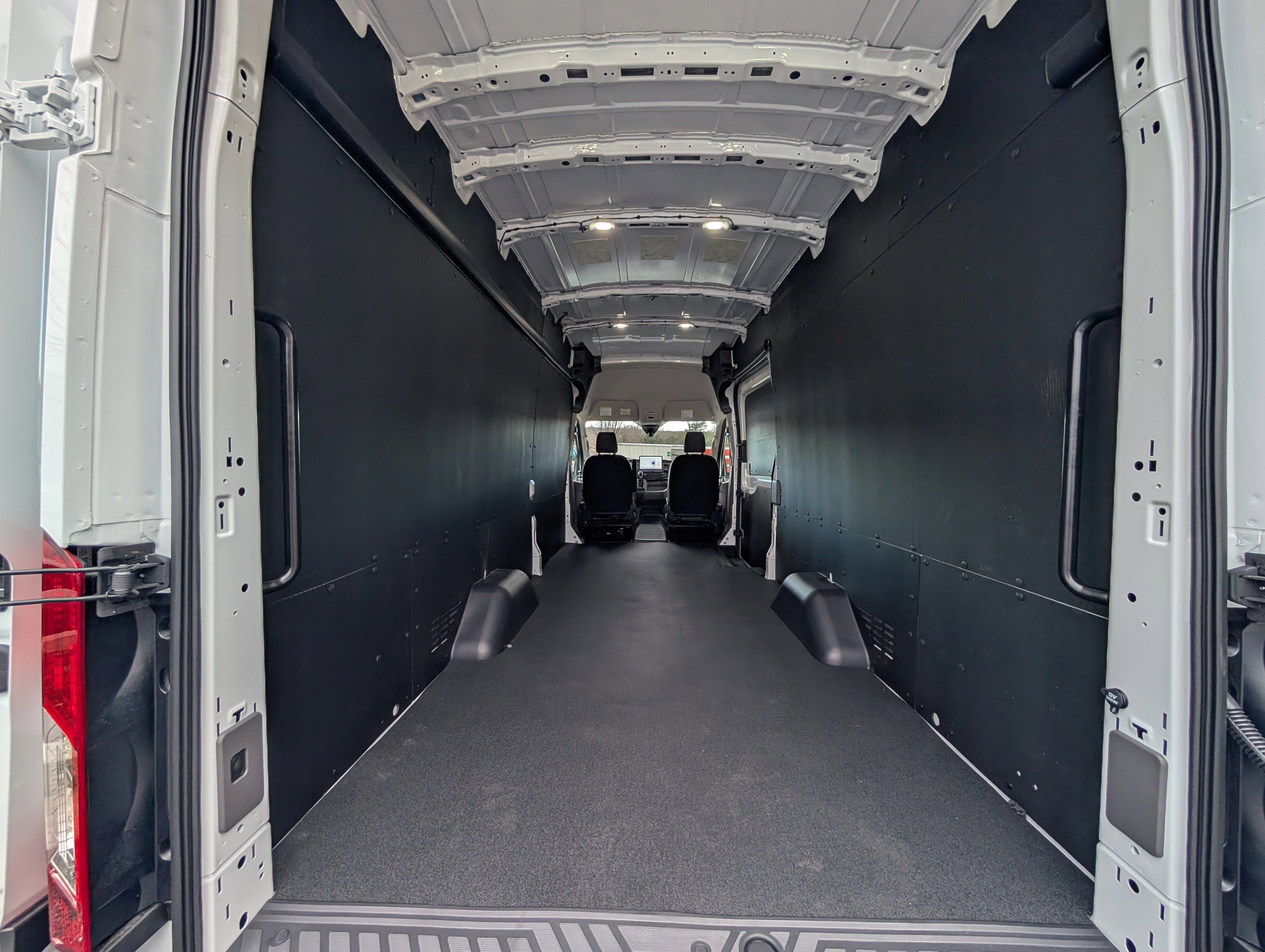 2026 Ford Transit Cargo Van Base