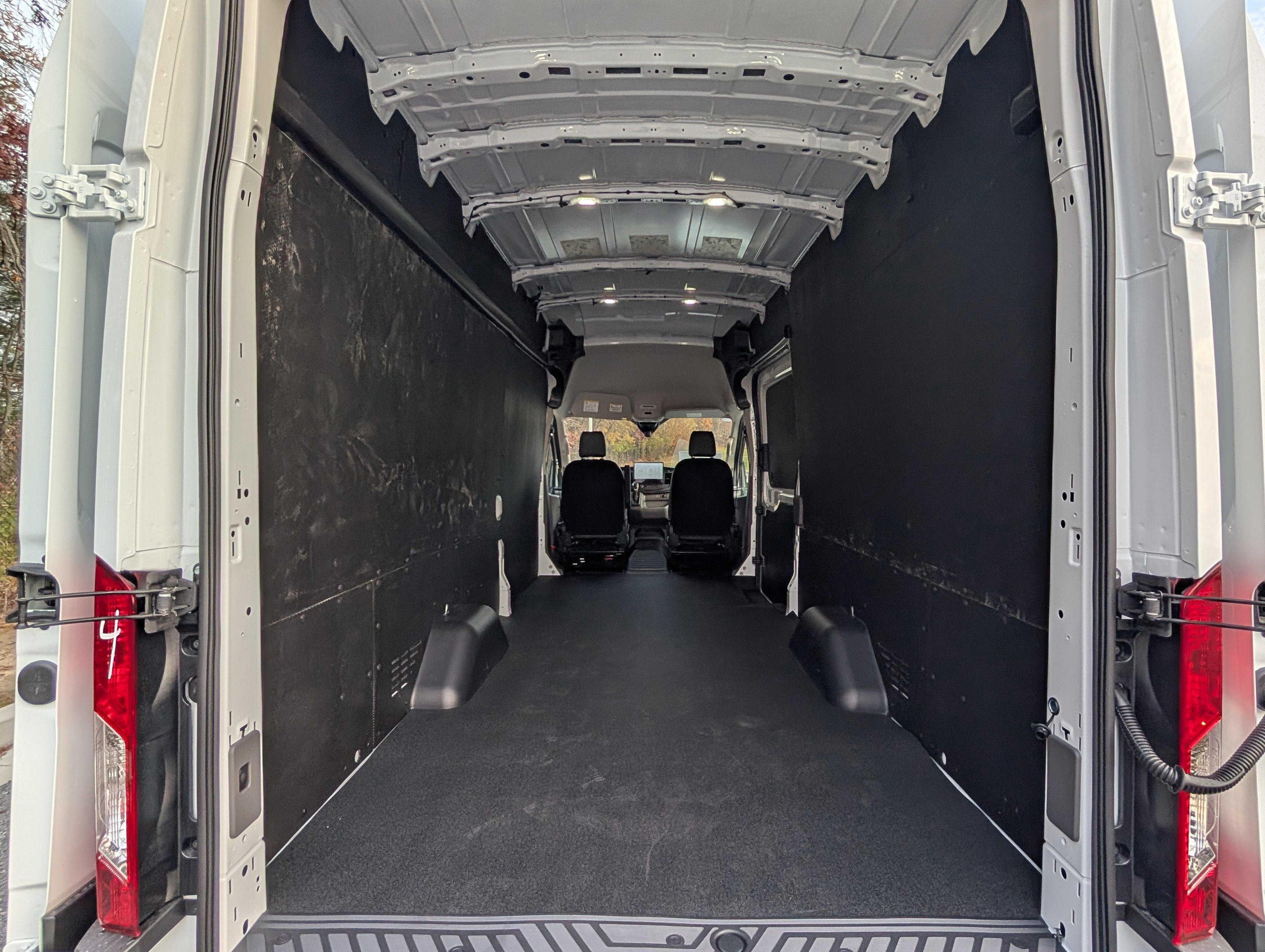 2026 Ford Transit Cargo Van Base