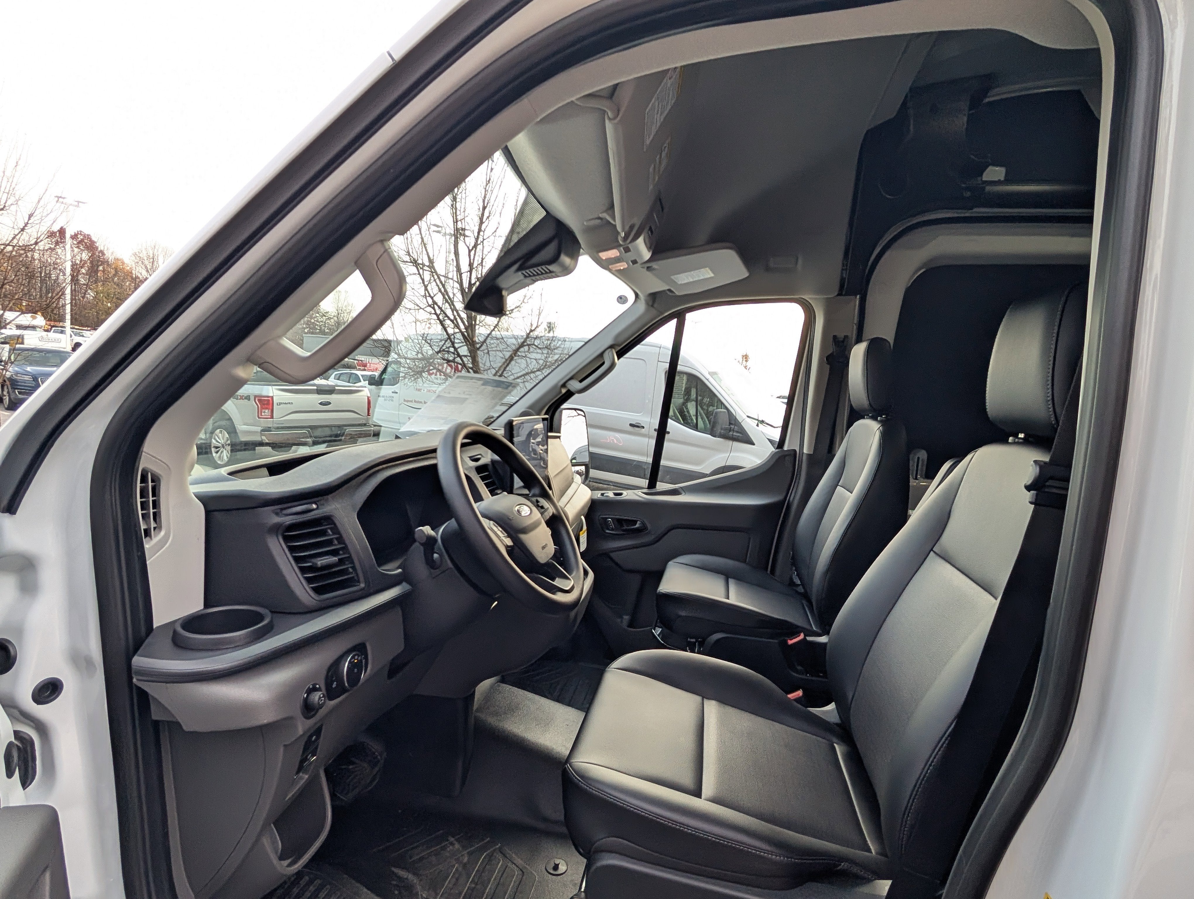 2026 Ford Transit Cargo Van Base