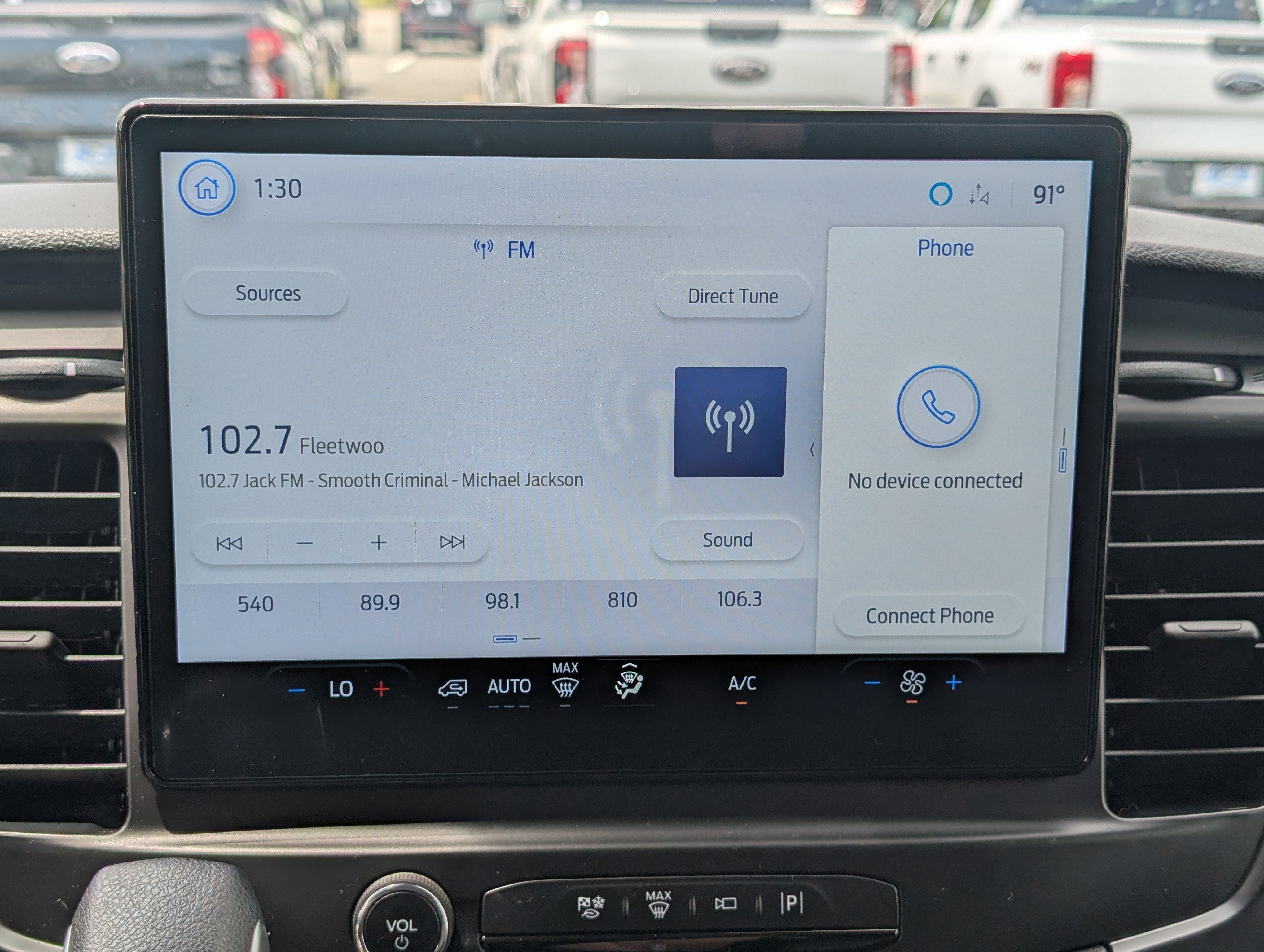 2025 Ford Transit Cargo Van Base