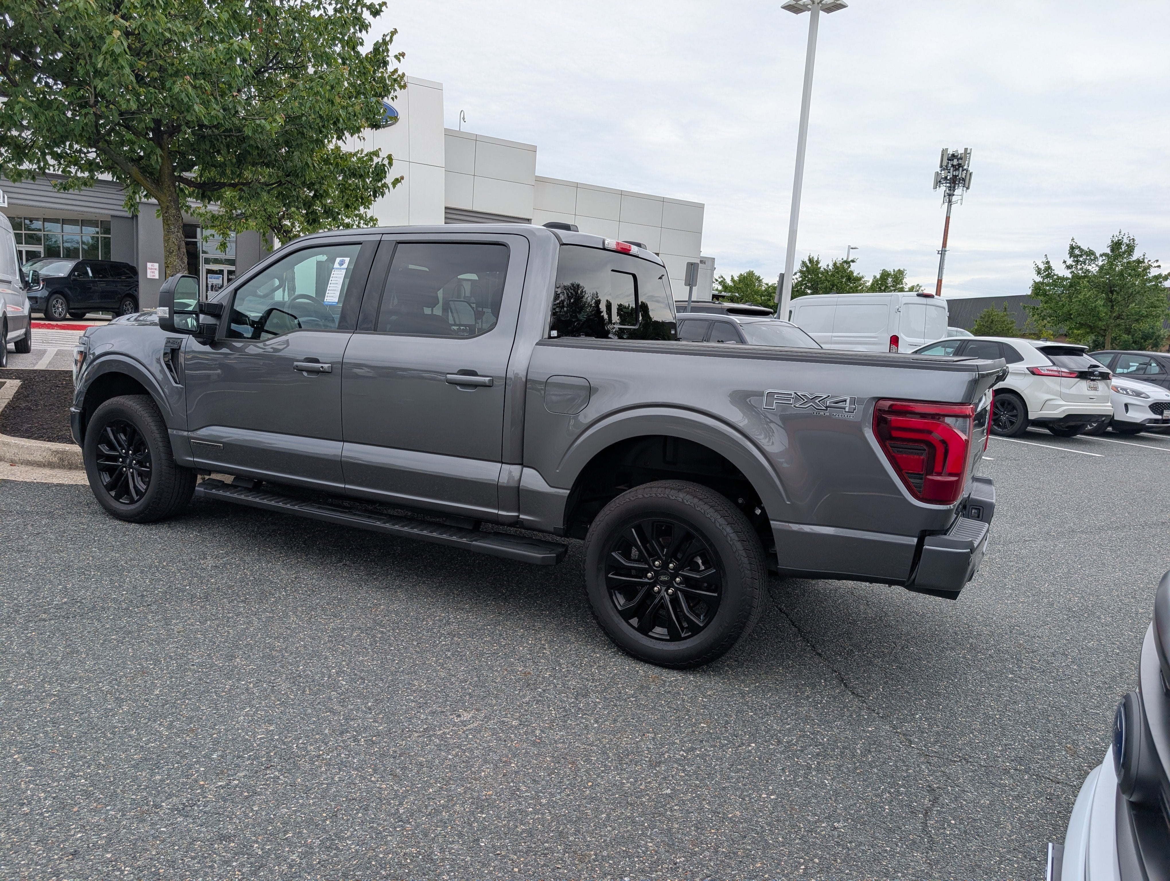 2025 Ford F-150 LARIAT