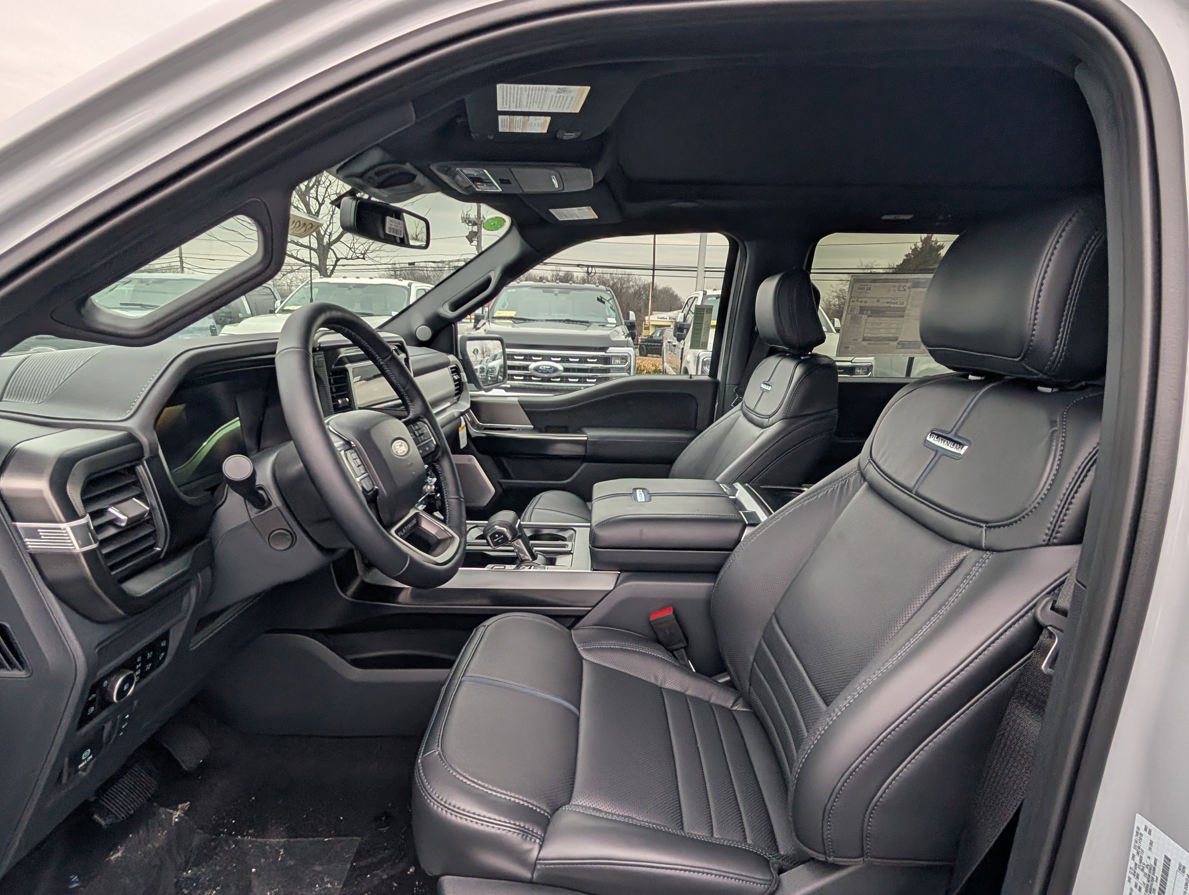 2025 Ford F-150 Platinum