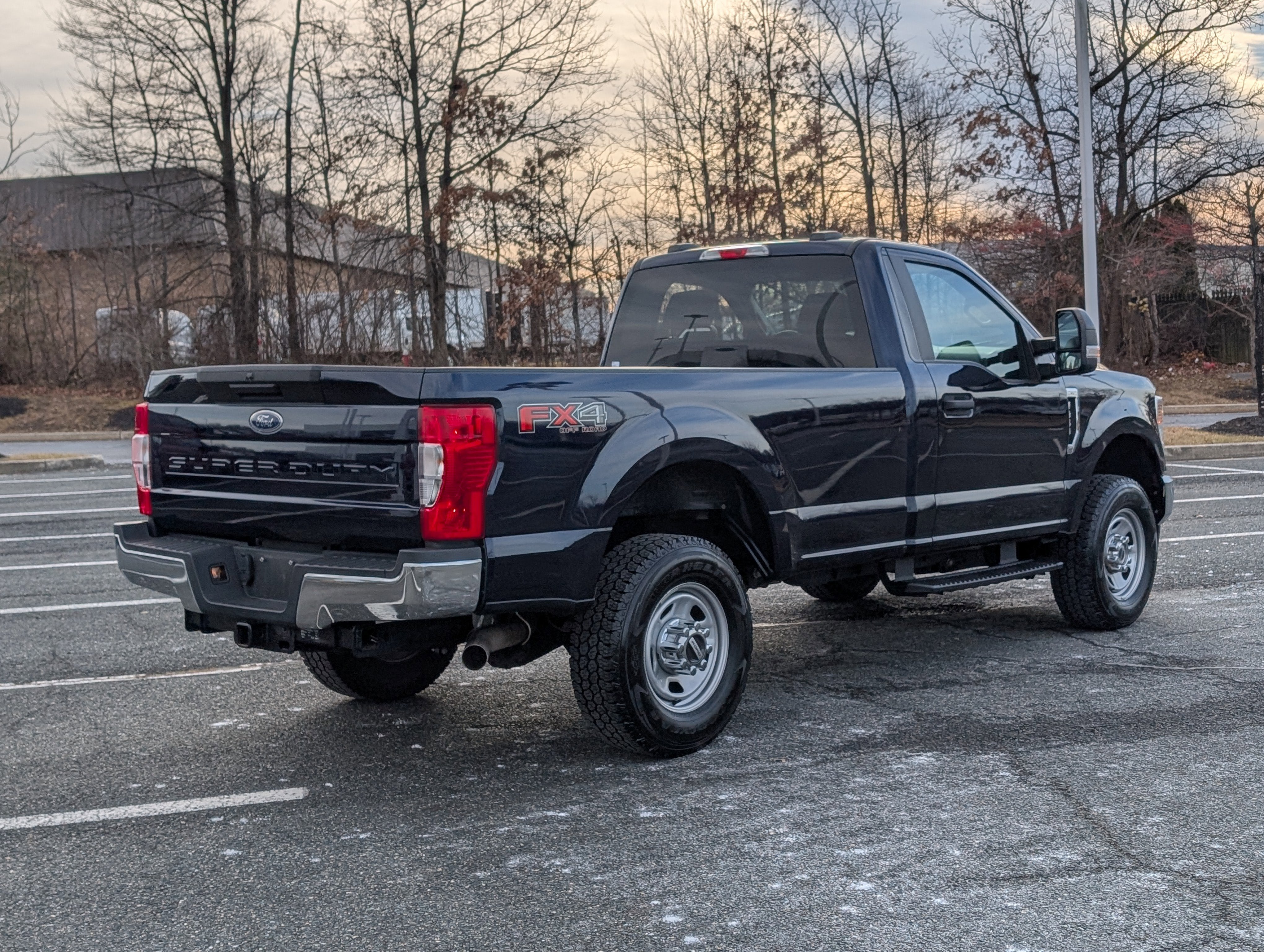 2022 Ford Super Duty F-350 SRW XL