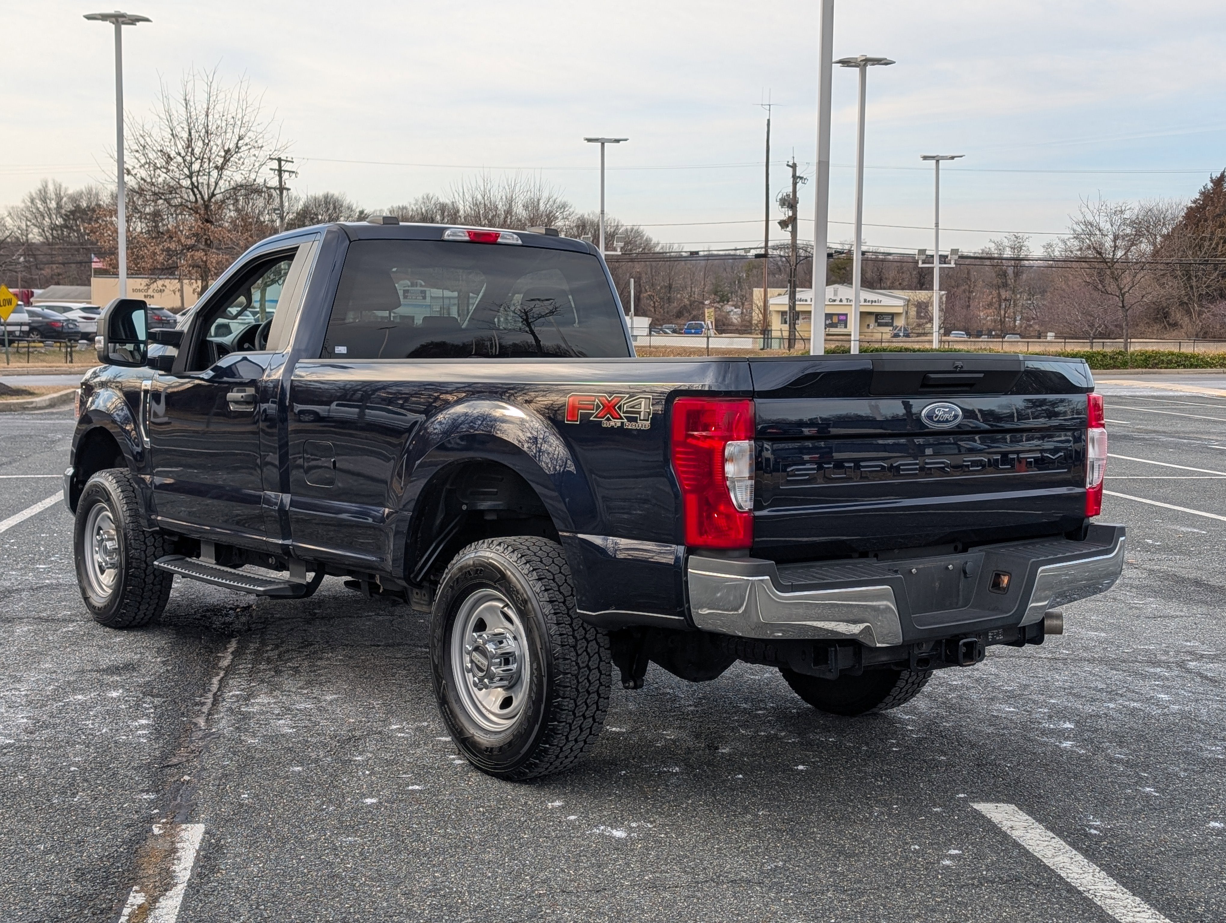 2022 Ford Super Duty F-350 SRW XL