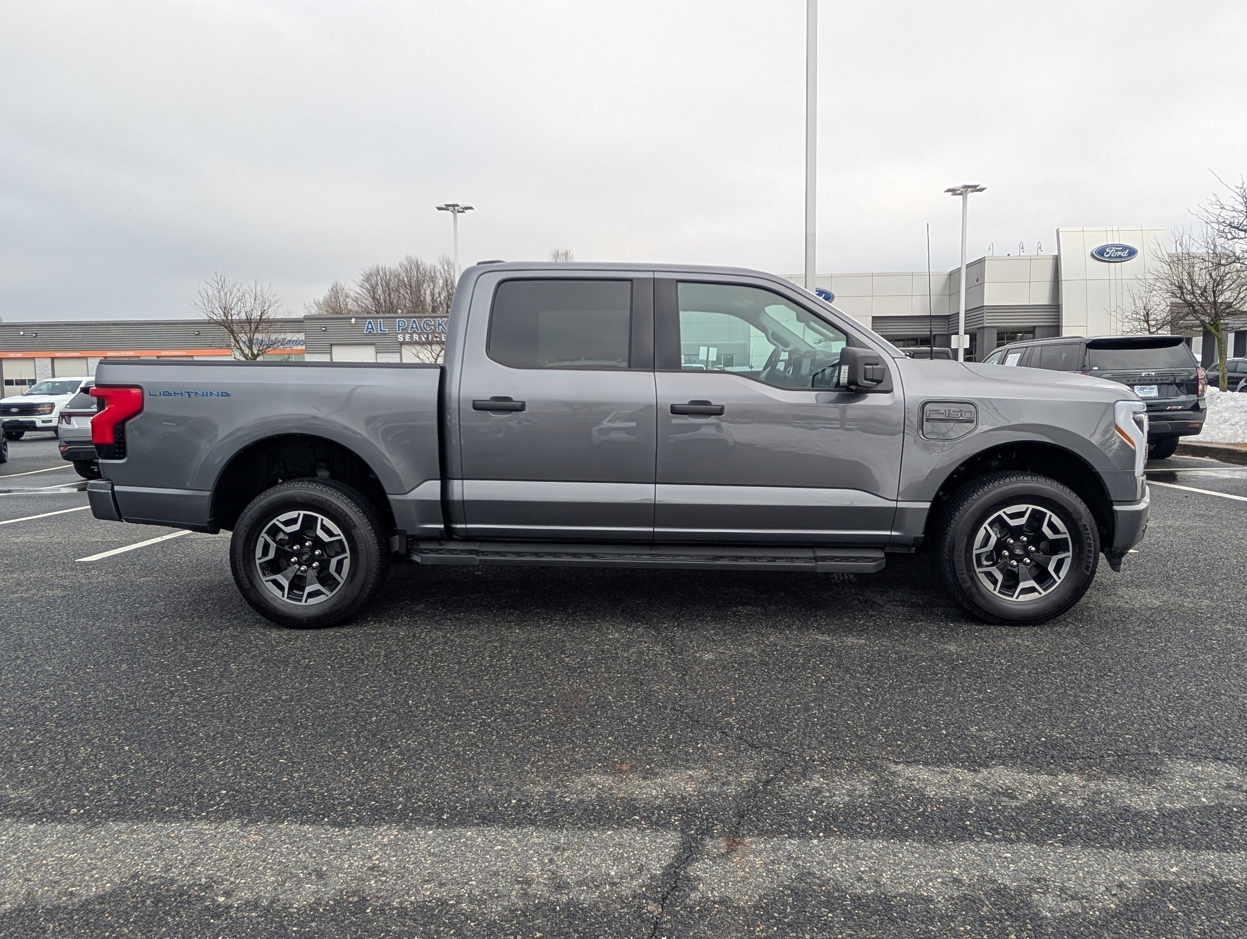 2023 Ford F-150 Lightning XLT