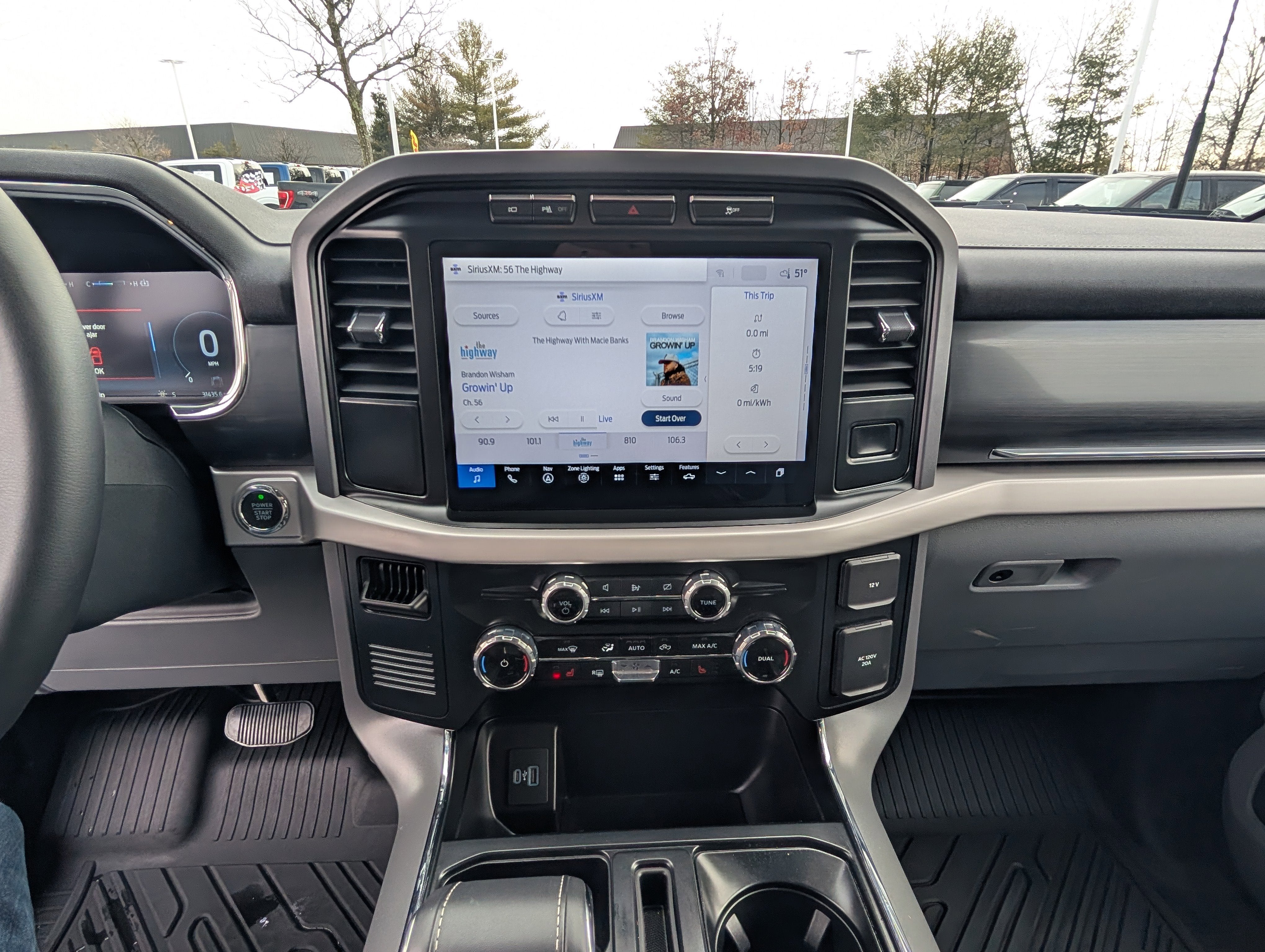 2023 Ford F-150 Lightning XLT