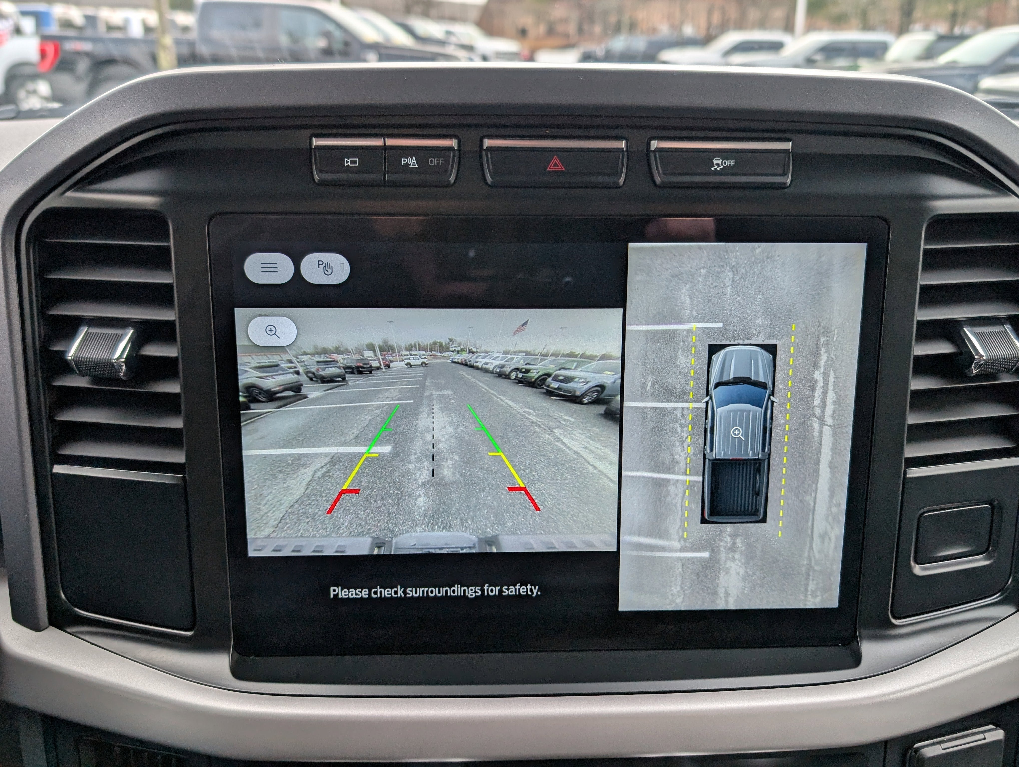 2023 Ford F-150 Lightning XLT