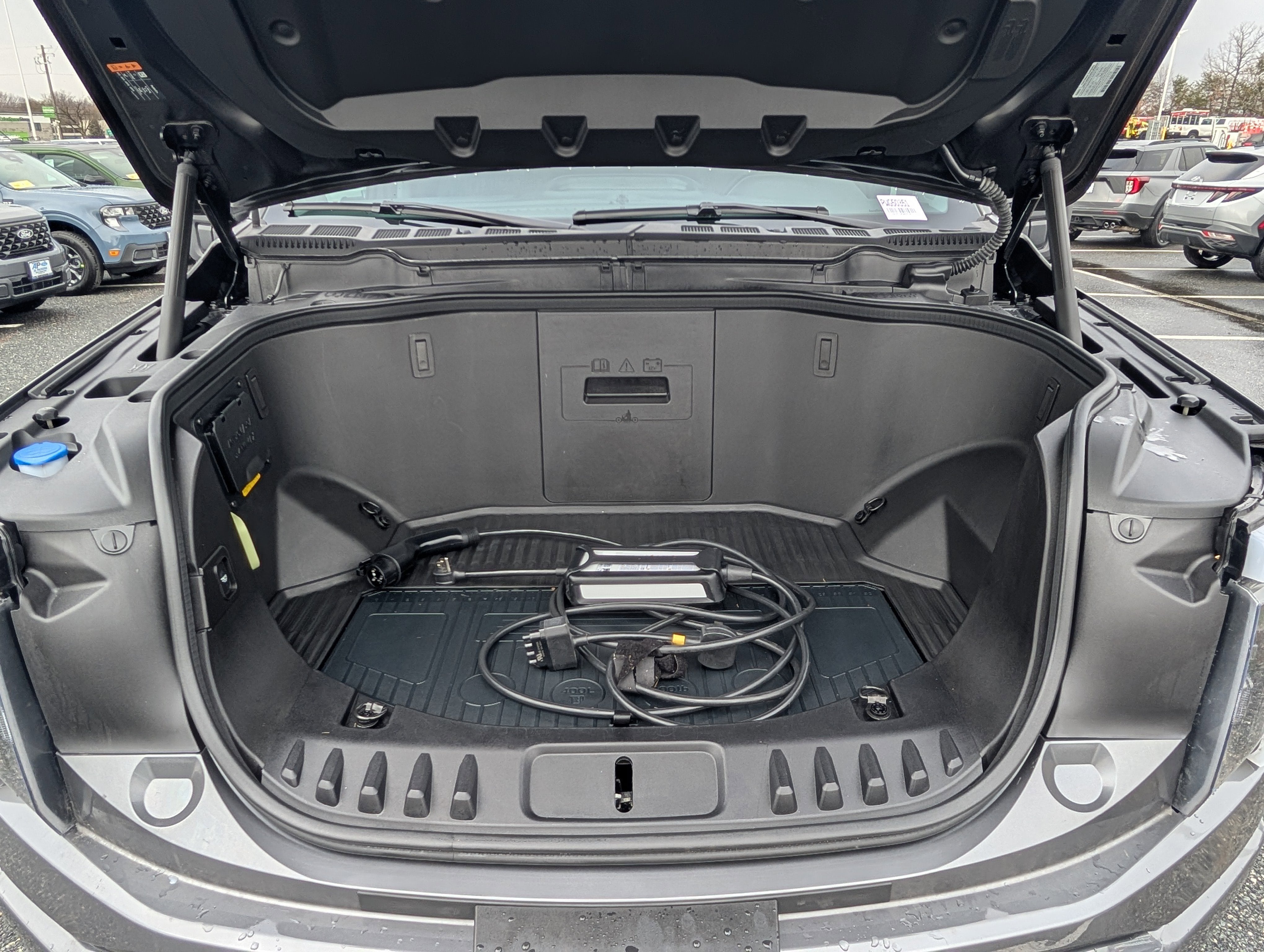 2023 Ford F-150 Lightning XLT