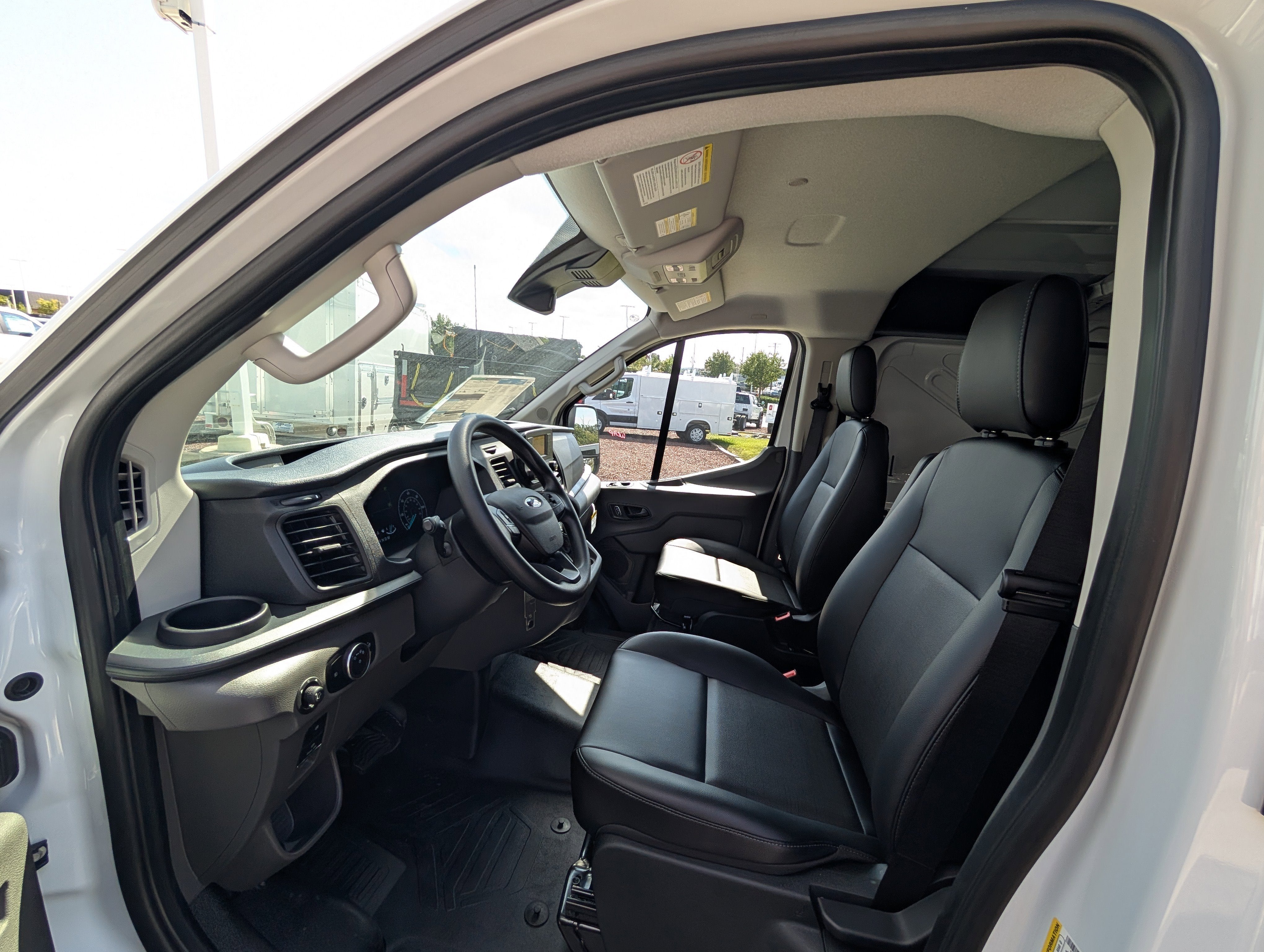 2025 Ford Transit Cargo Van Base