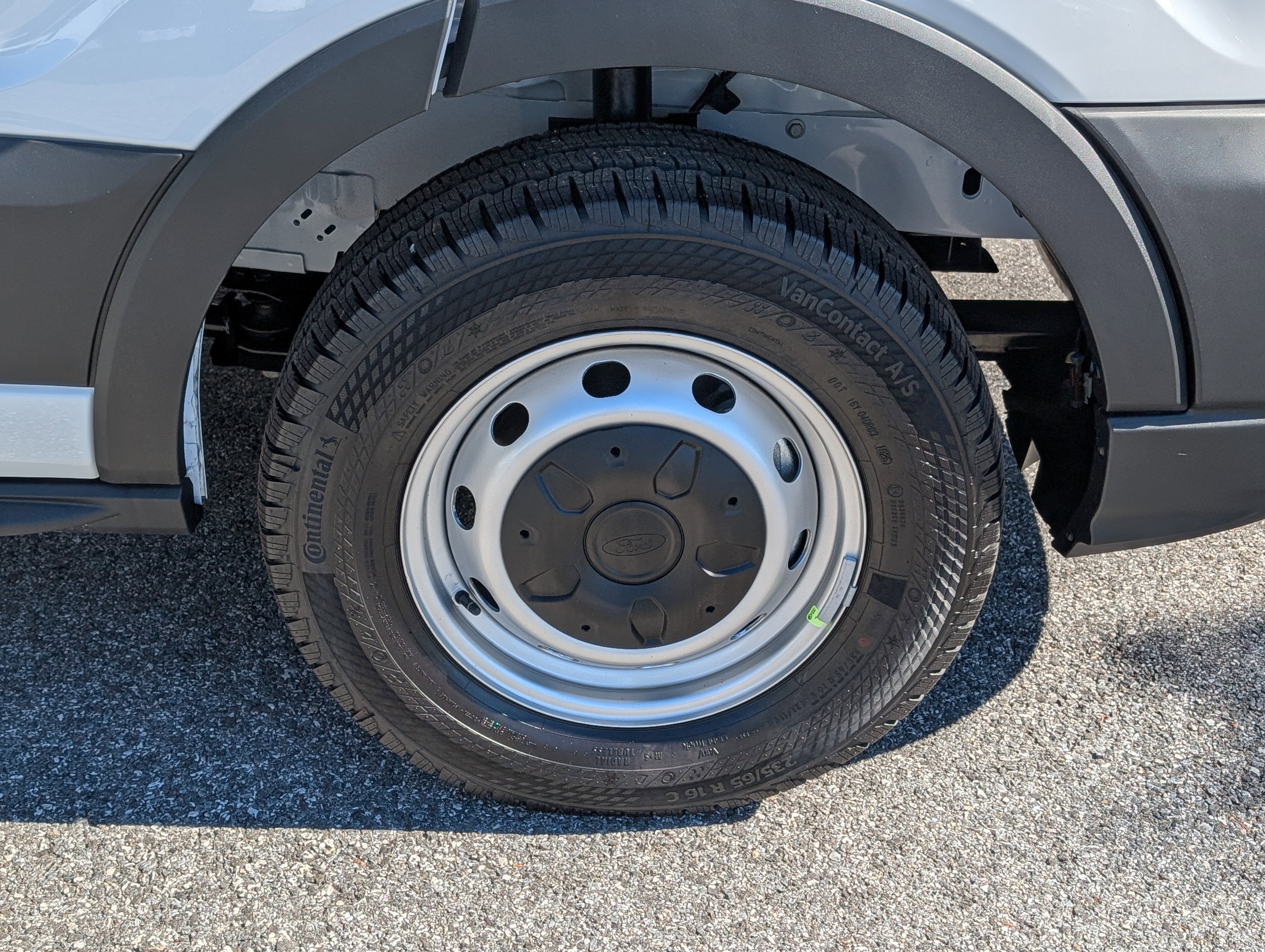 2025 Ford Transit Cargo Van Base