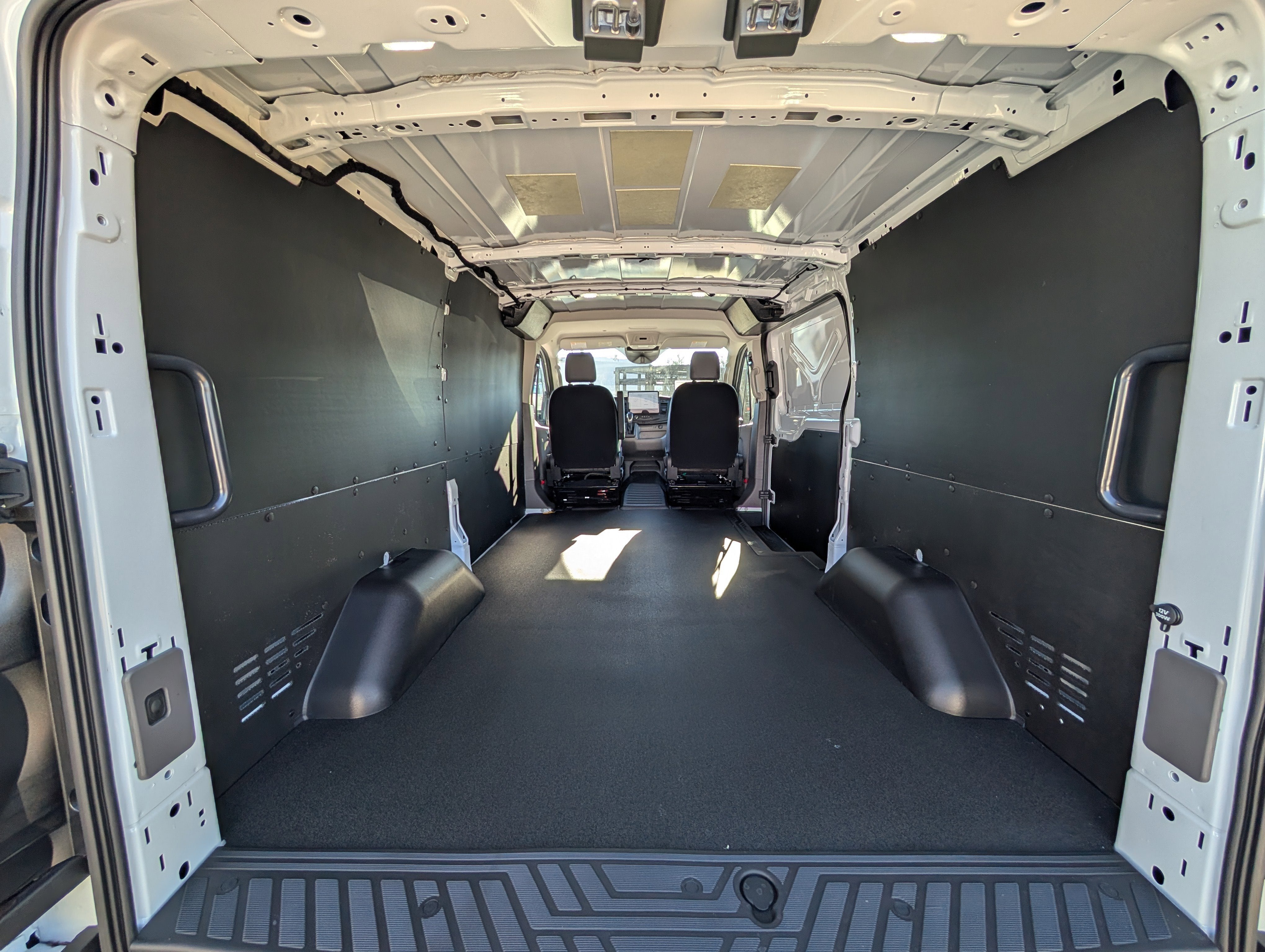 2026 Ford Transit Cargo Van Base
