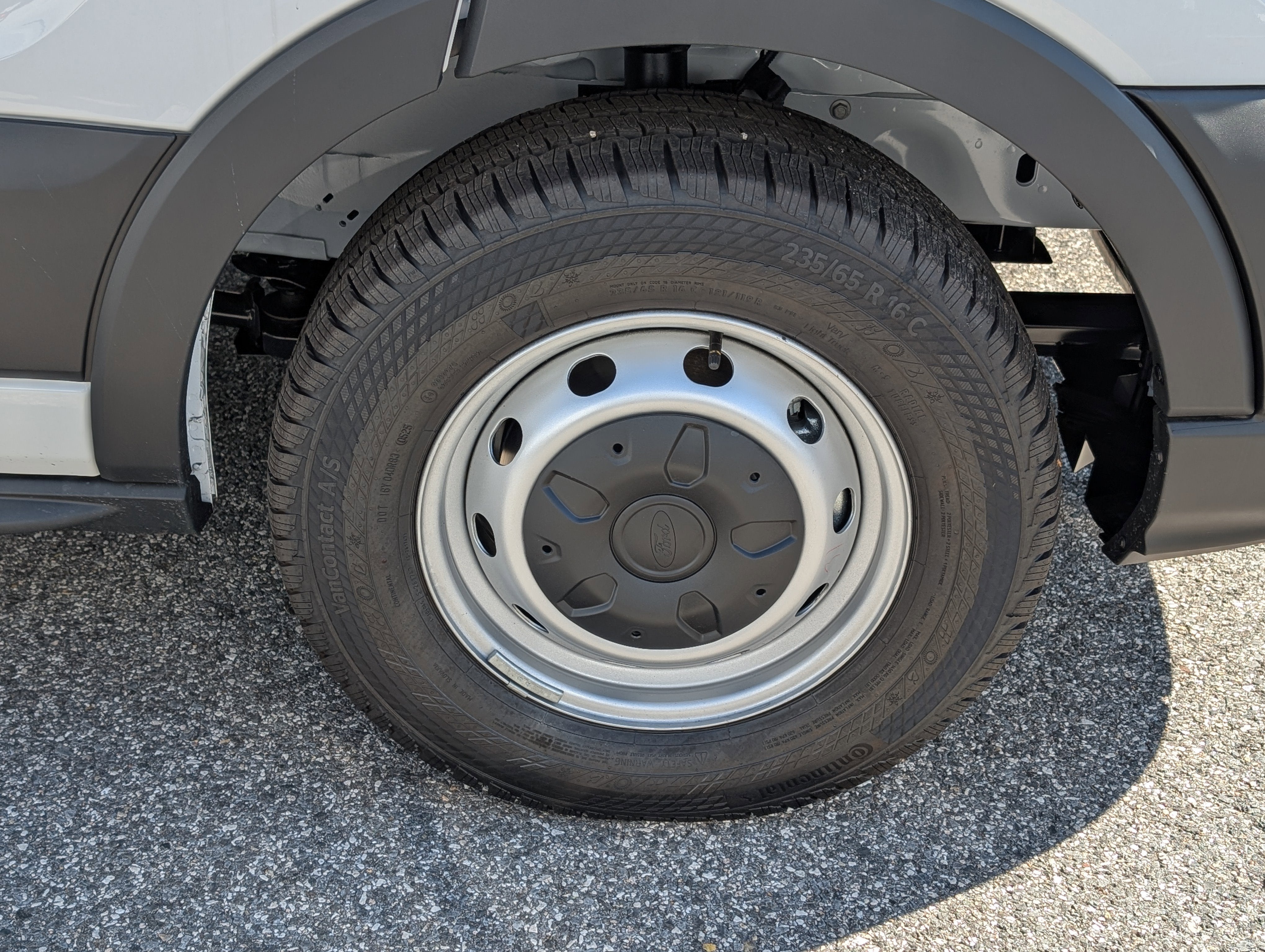 2025 Ford Transit Cargo Van Base