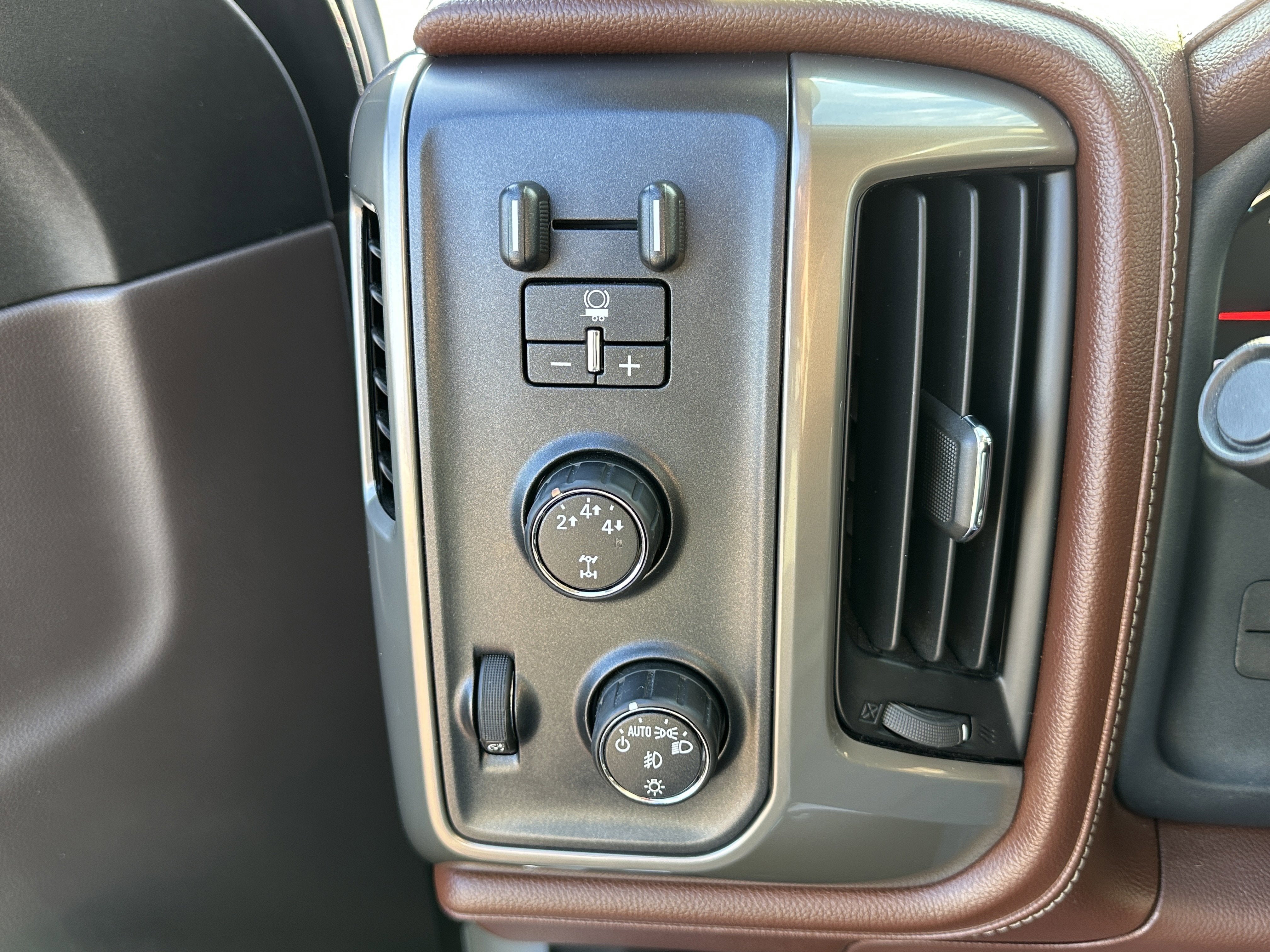 2016 Chevrolet Silverado 3500HD High Country