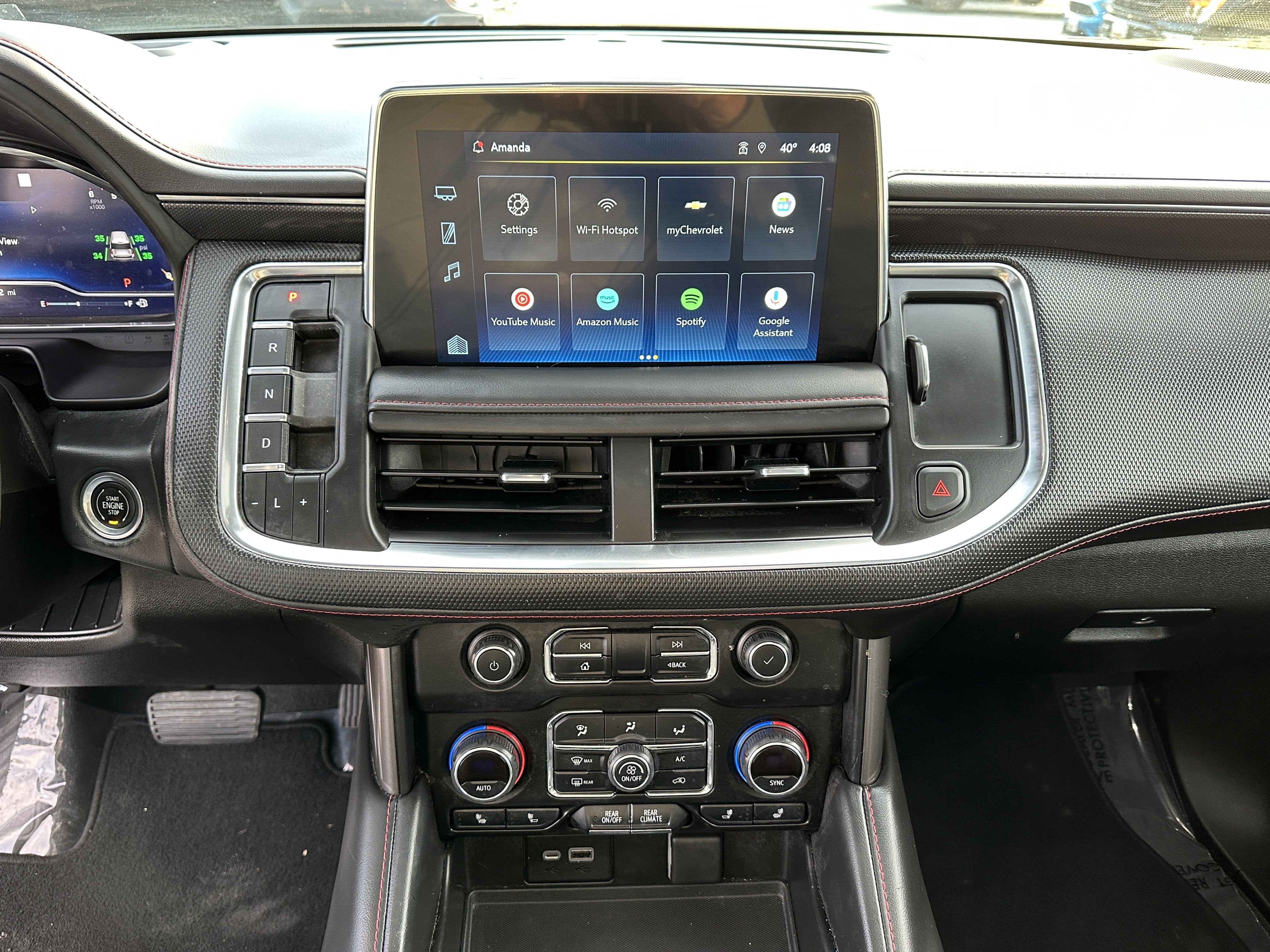 2022 Chevrolet Suburban RST