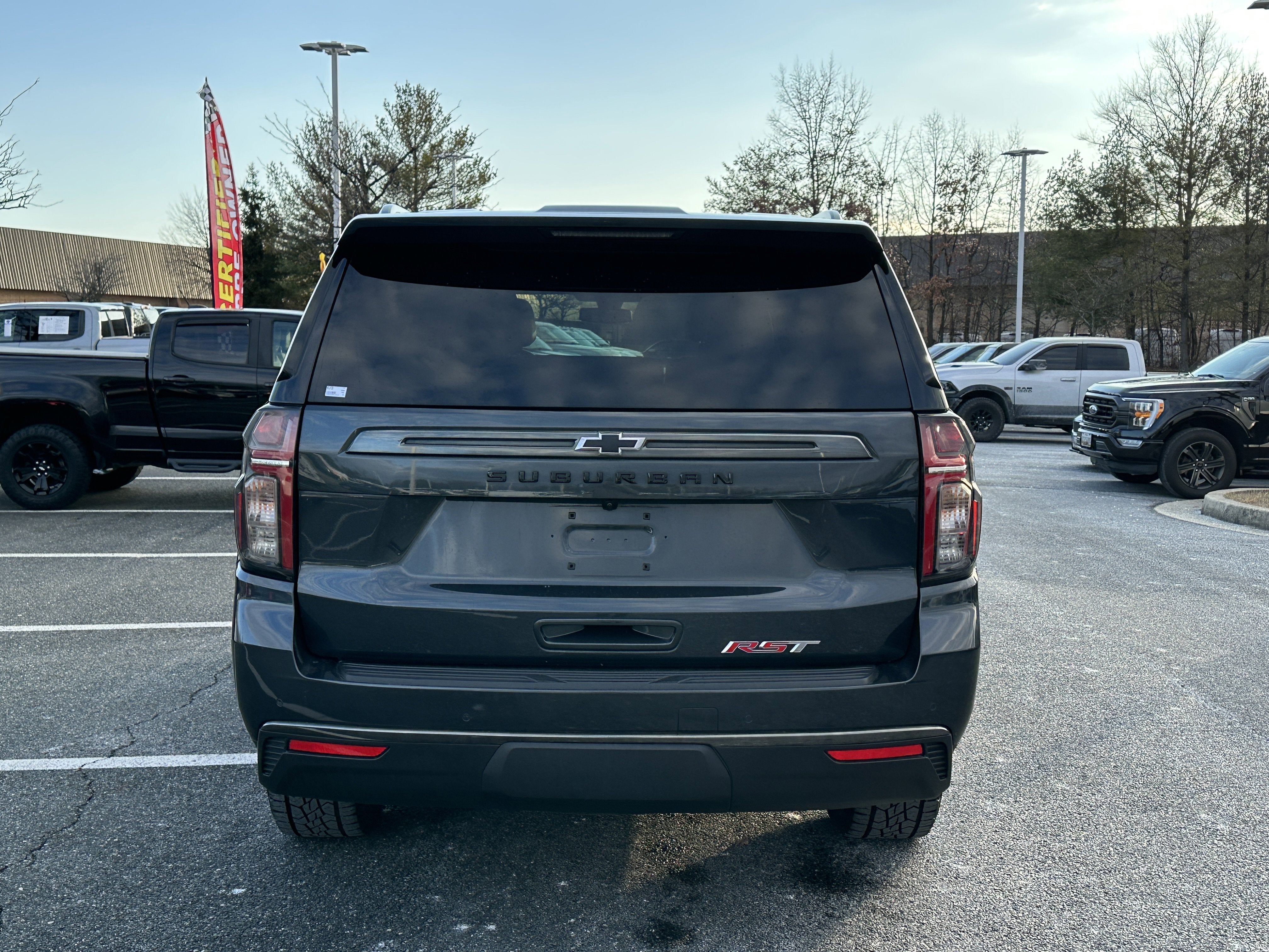 2022 Chevrolet Suburban RST