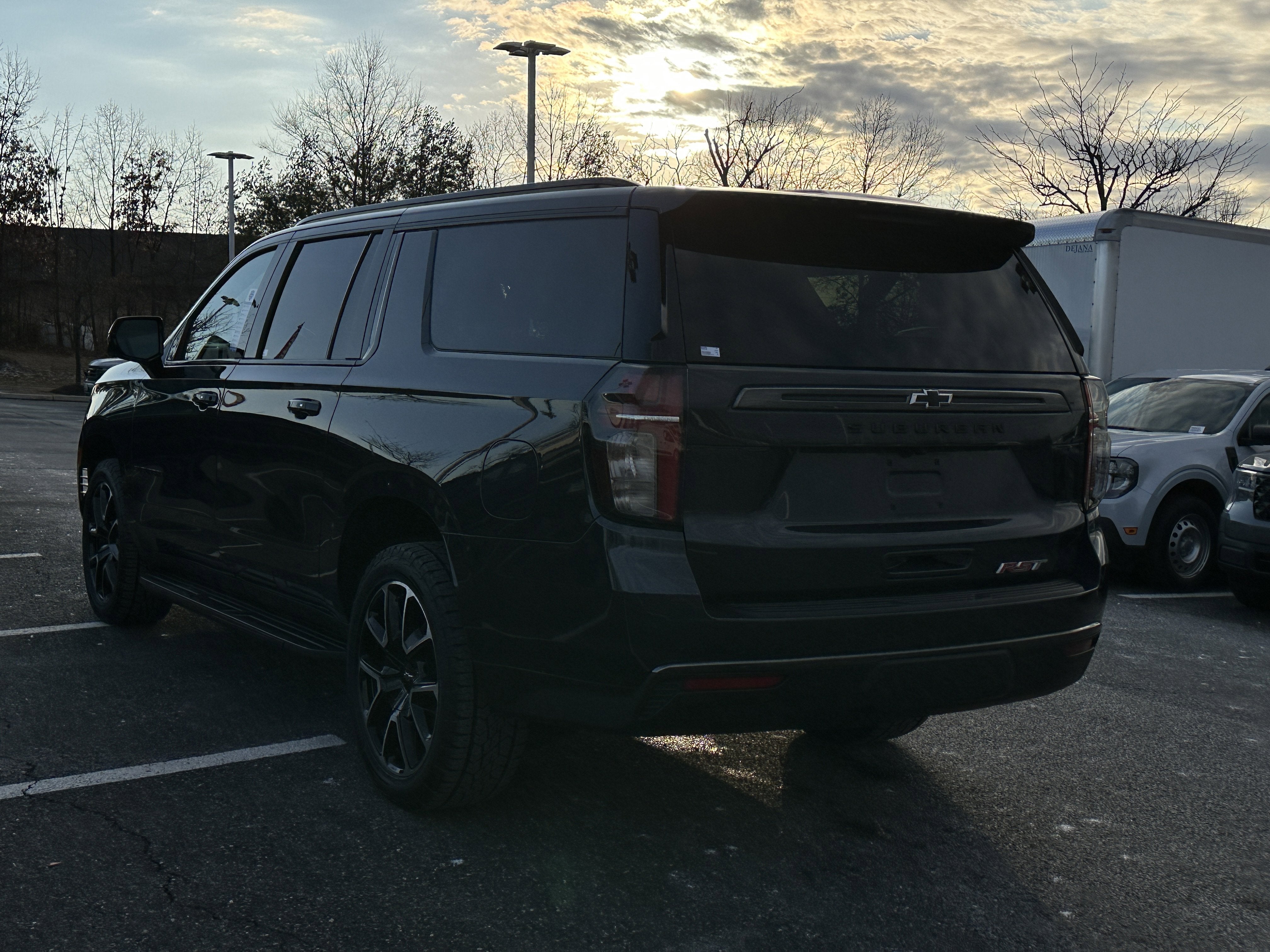 2022 Chevrolet Suburban RST