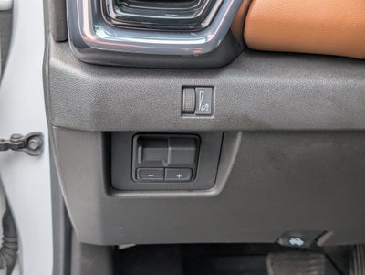 2023 GMC Canyon 4WD AT4