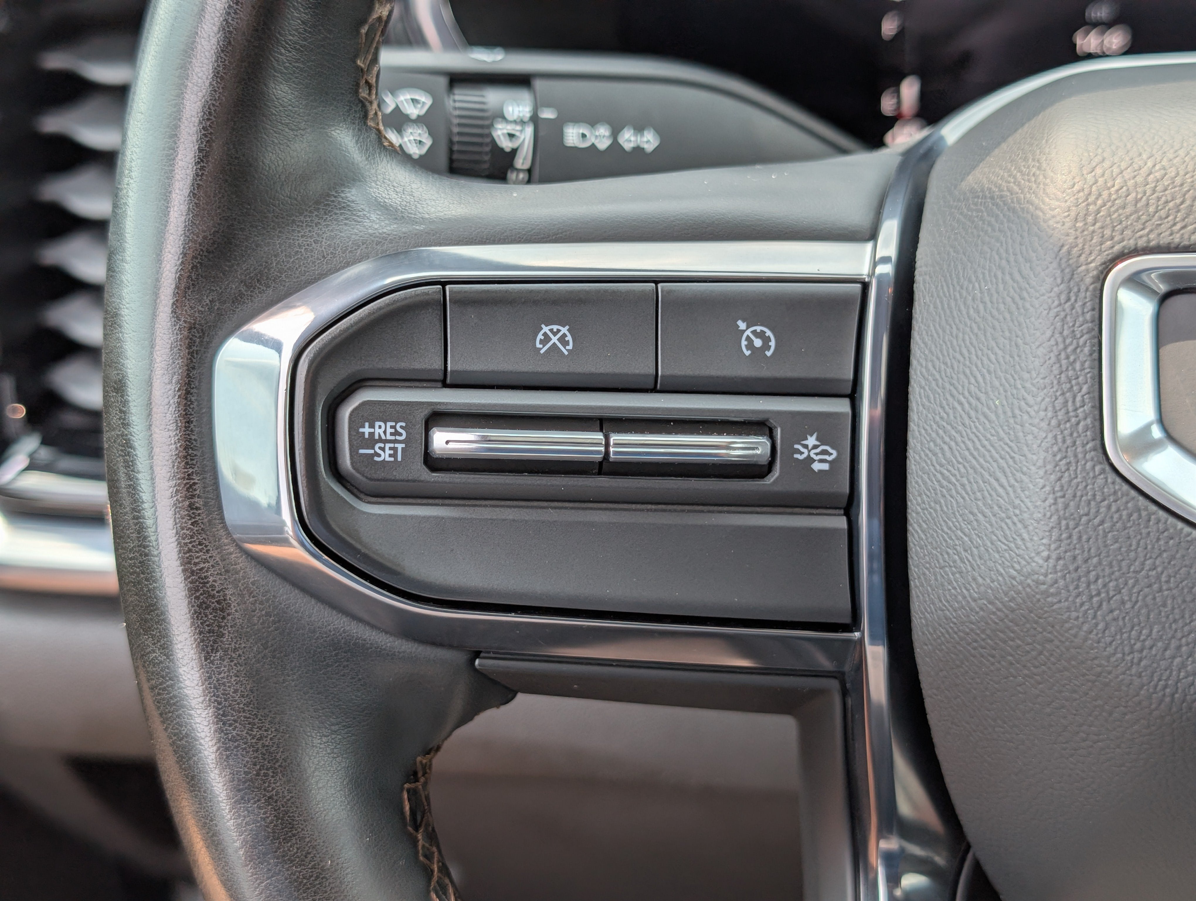 2023 GMC Canyon 4WD AT4