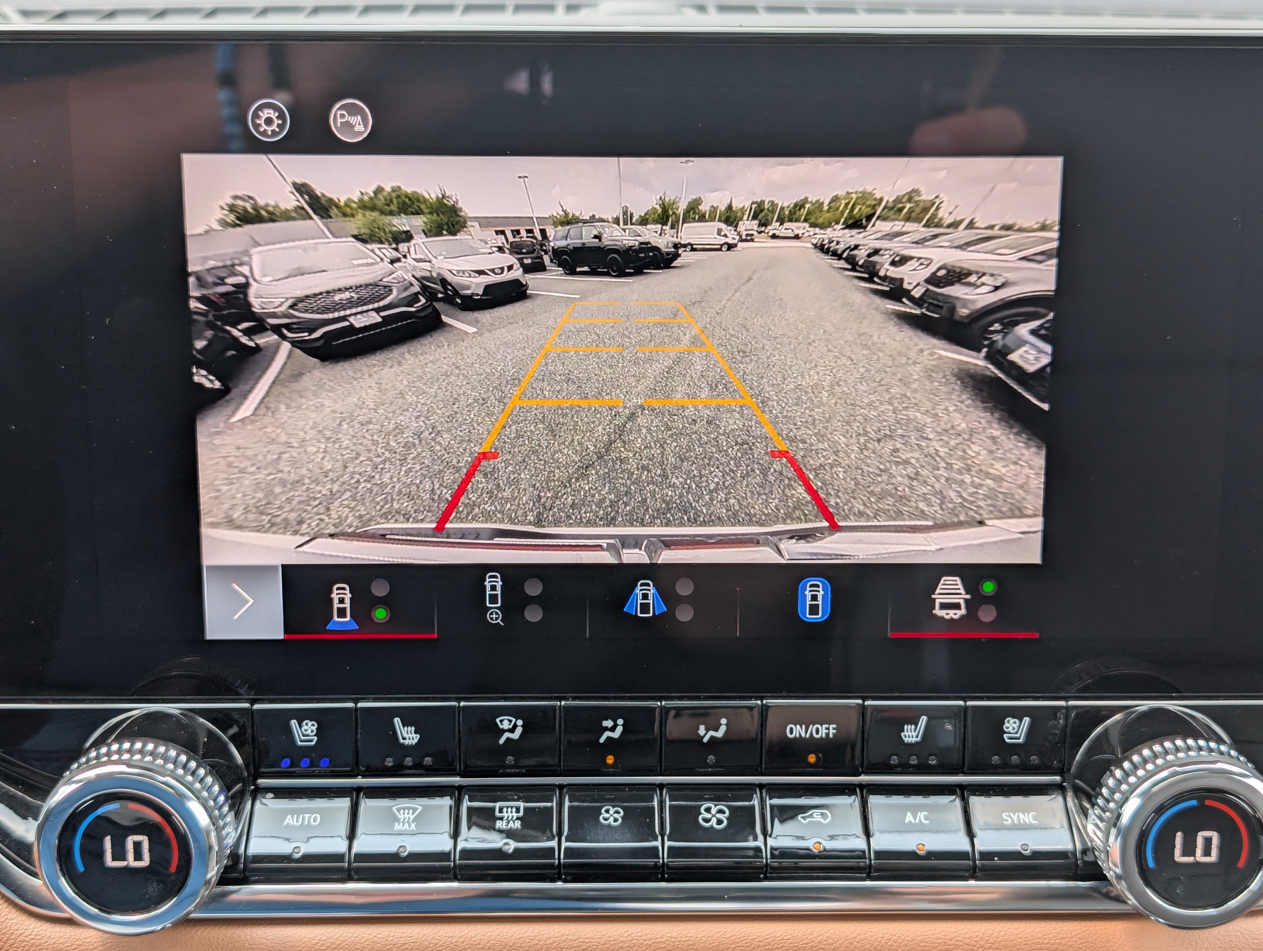 2023 GMC Canyon 4WD AT4