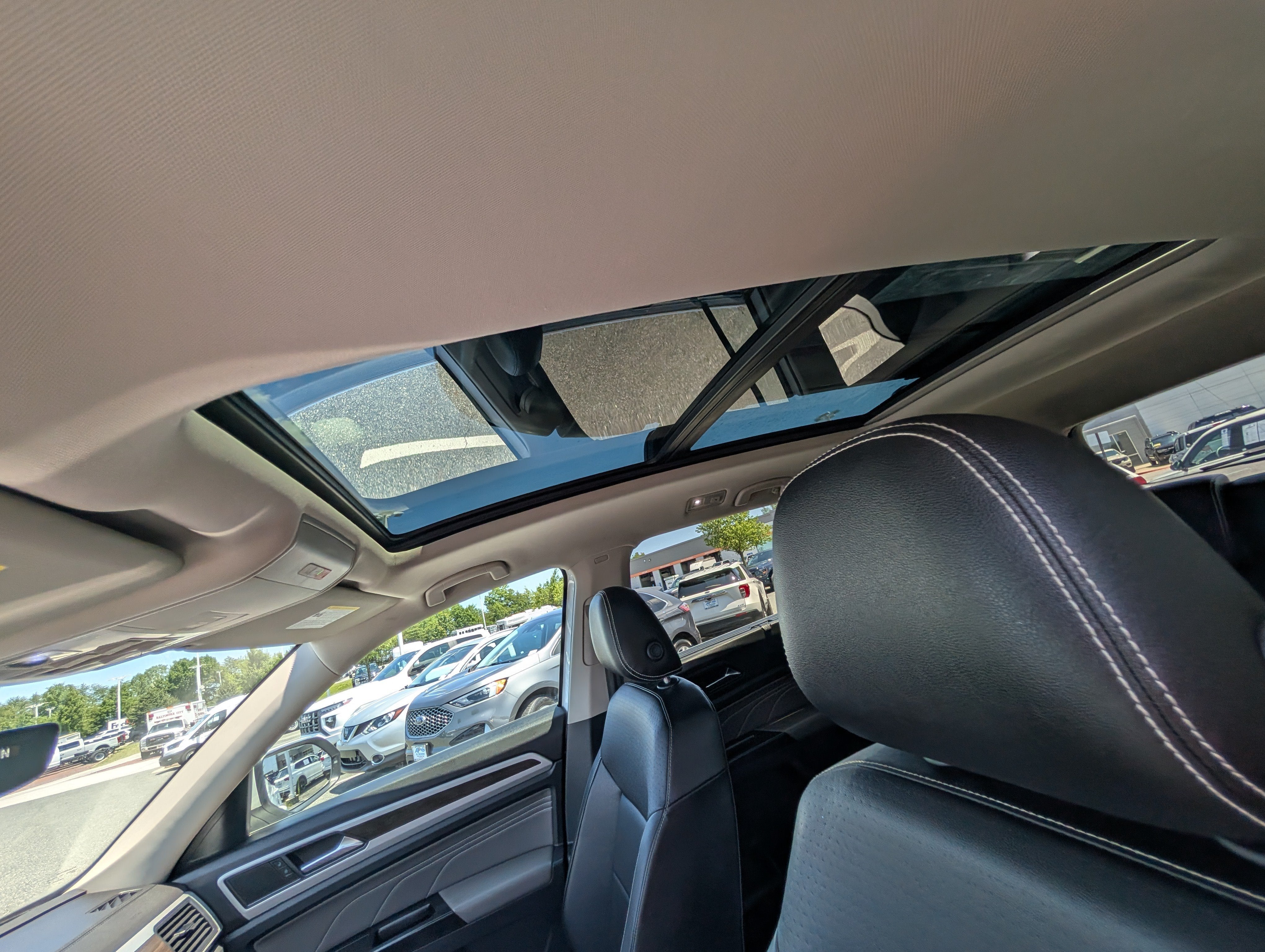 2021 Volkswagen Atlas 3.6L V6 SE w/Technology