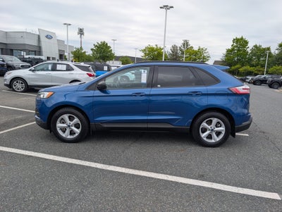 2022 Ford Edge SE