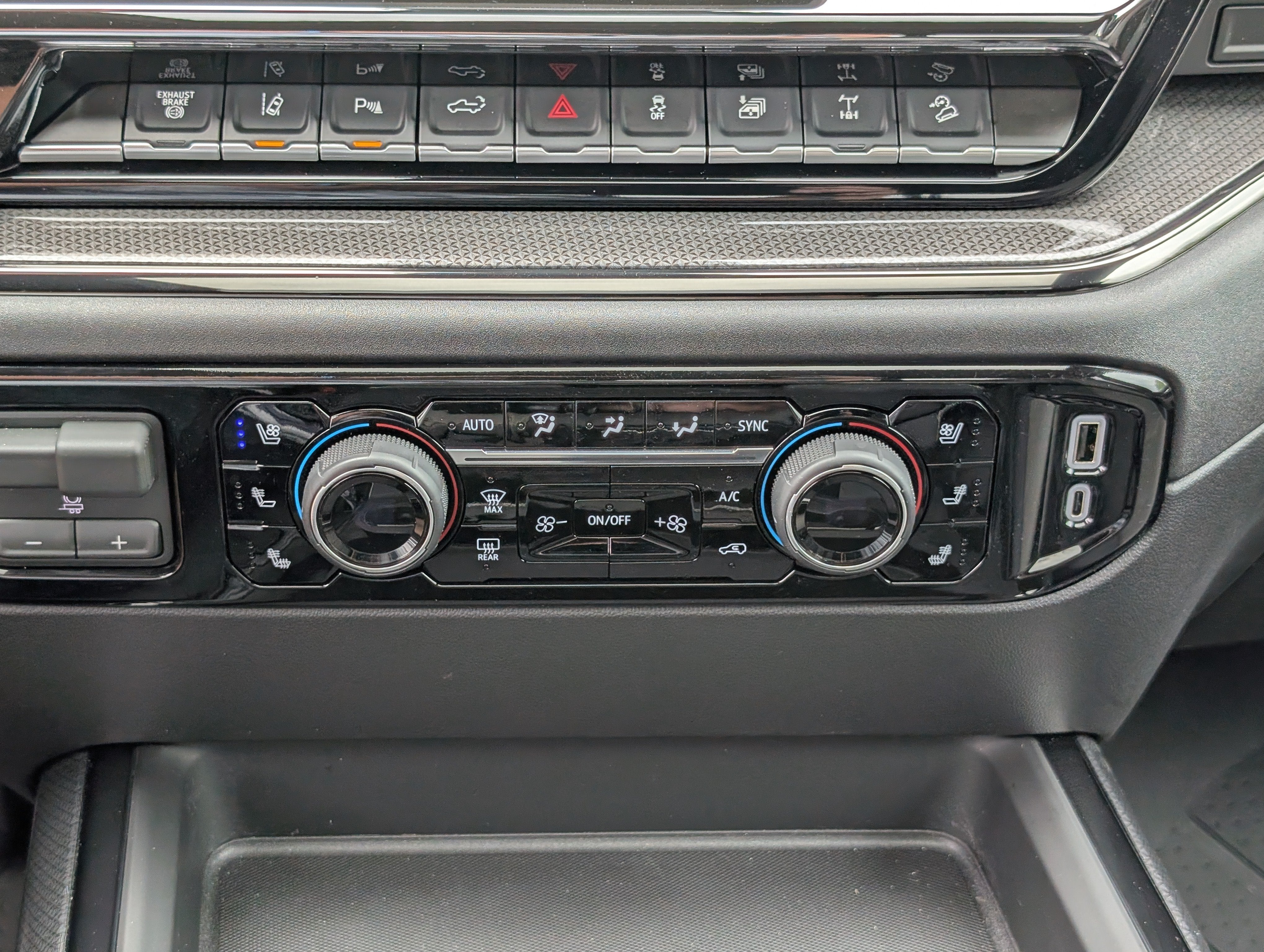 2026 Chevrolet Silverado 2500HD ZR2