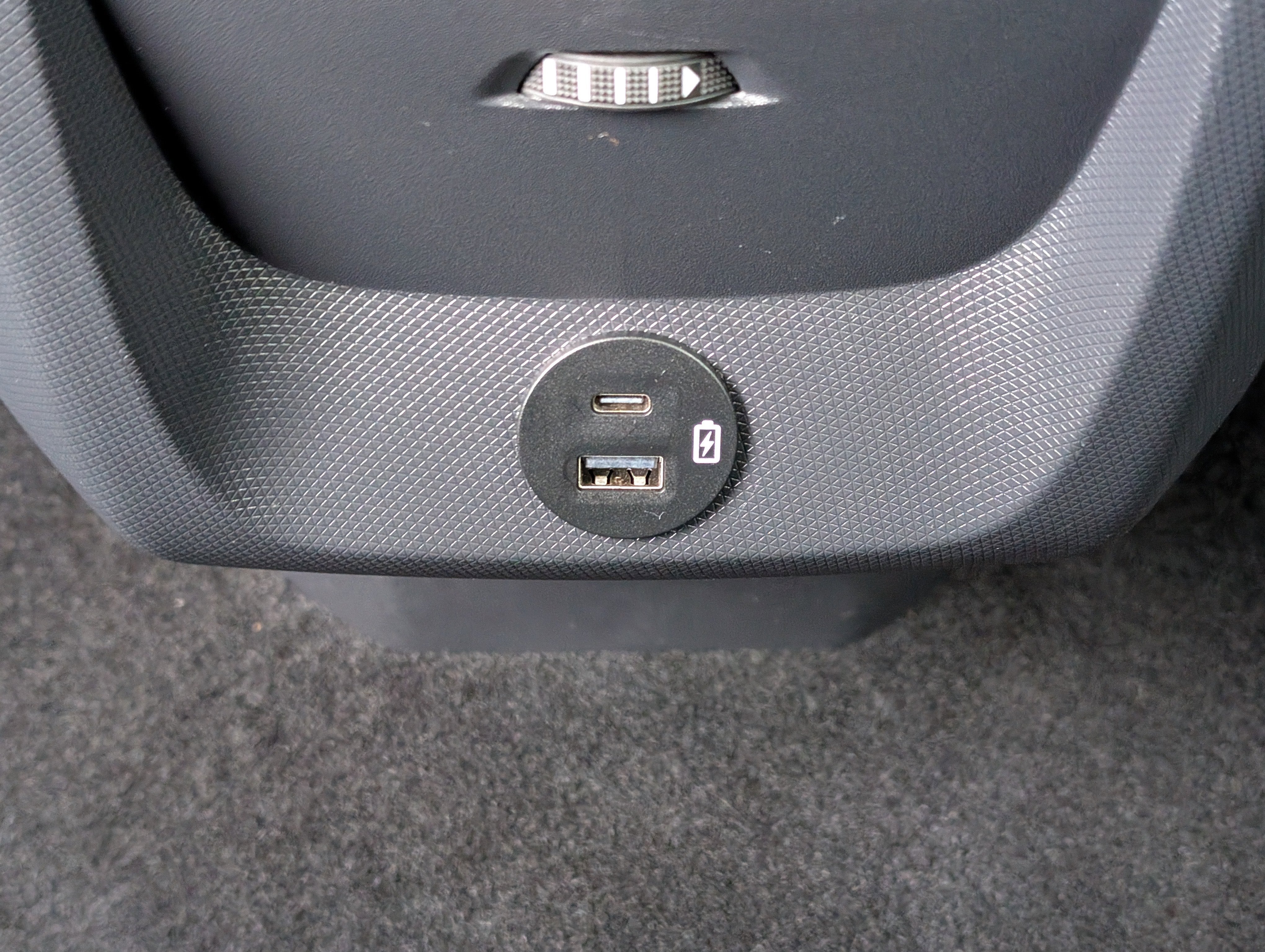 2024 Ford Mustang Mach-E Select