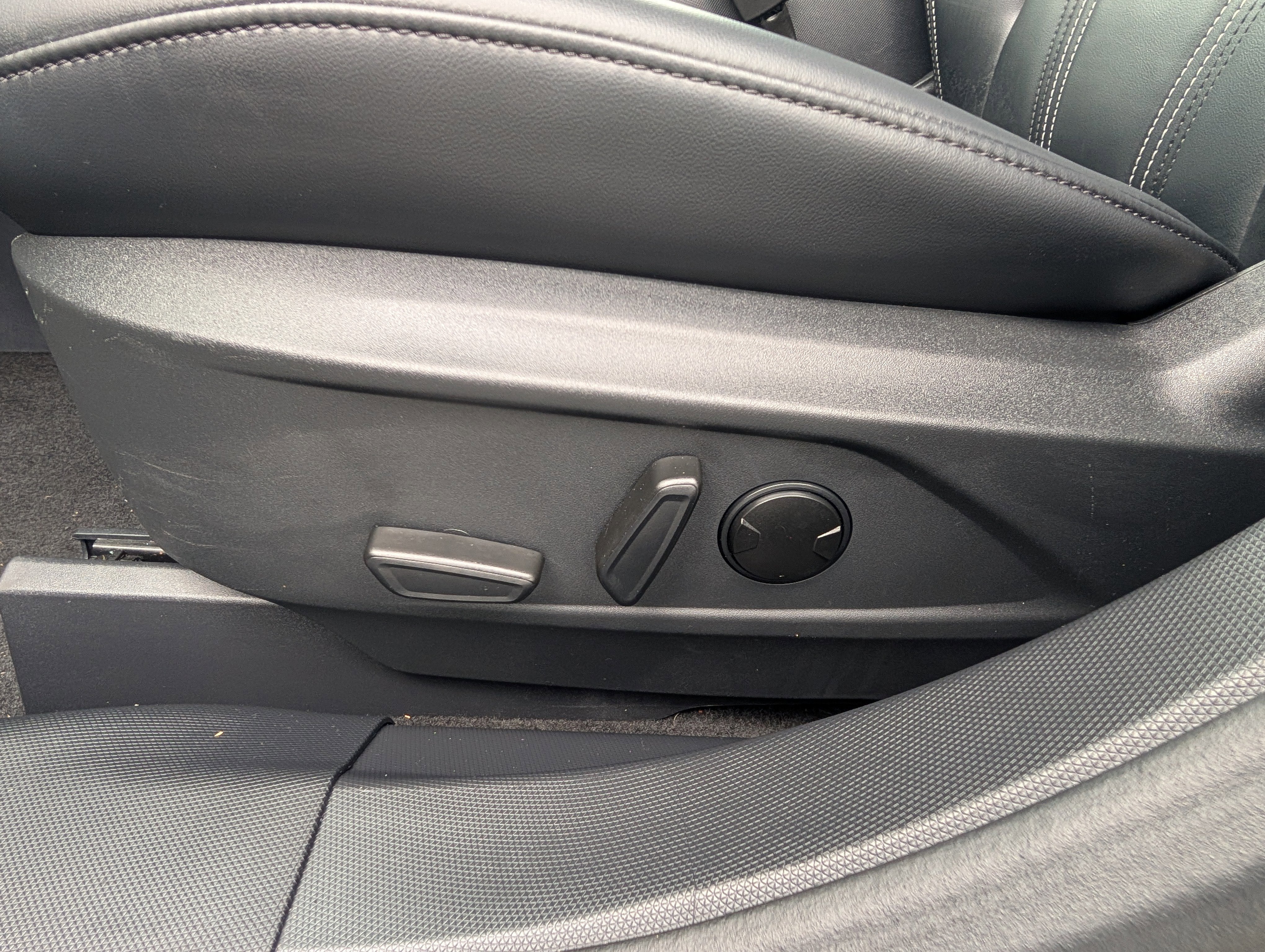 2024 Ford Mustang Mach-E Select