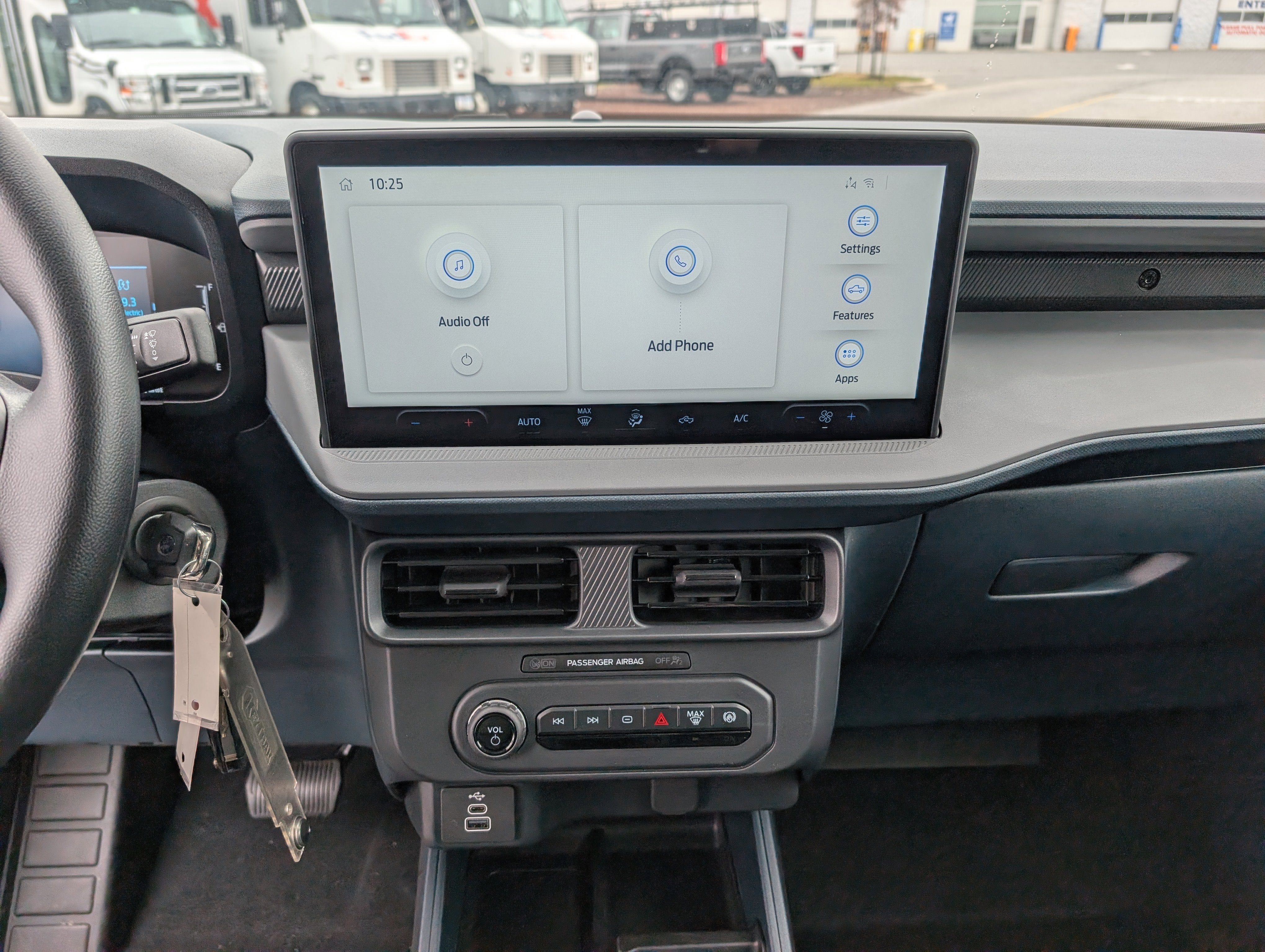 2025 Ford Maverick XL