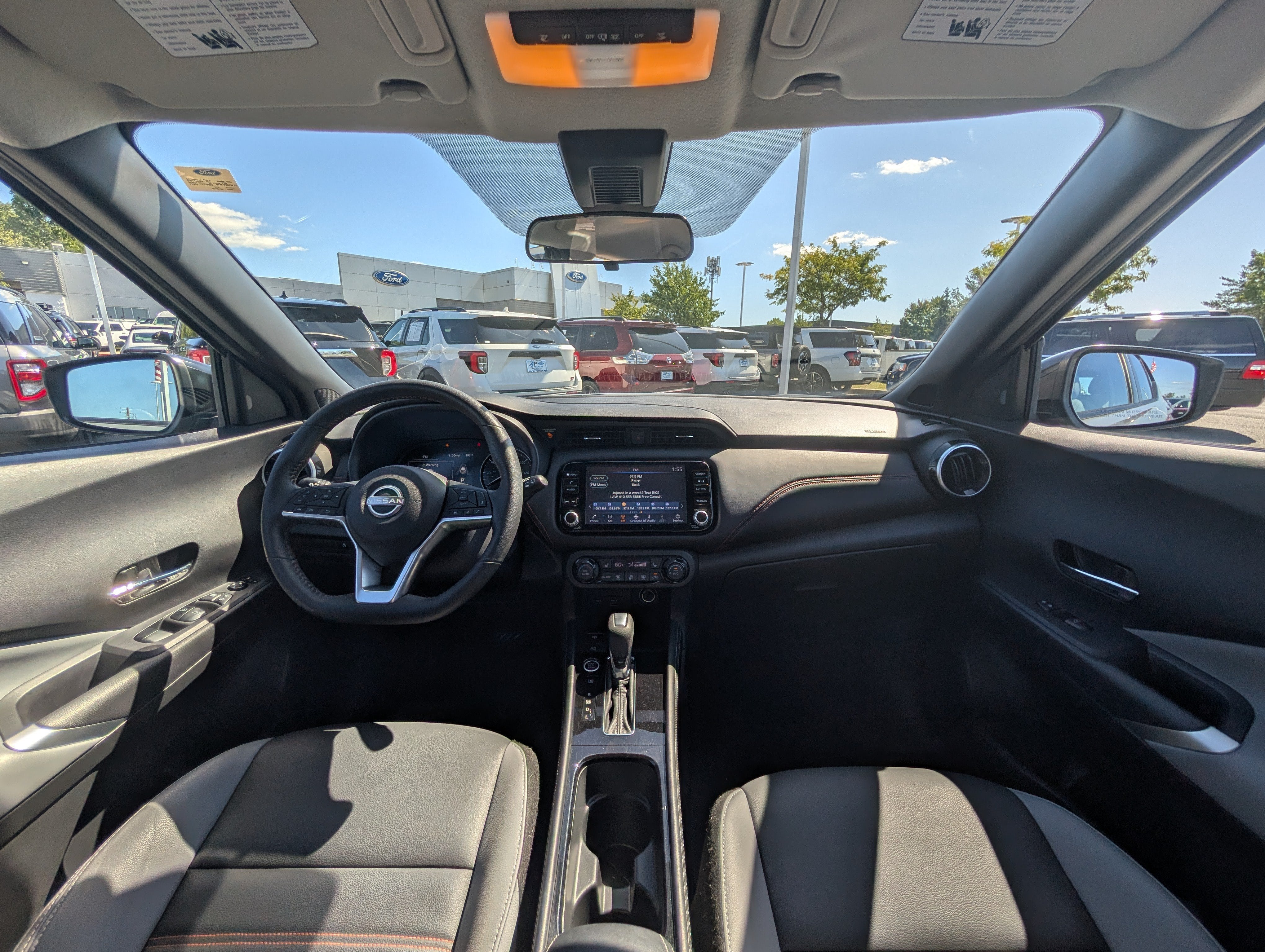 2023 Nissan Kicks SR