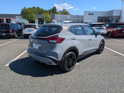 2023 Nissan Kicks SR